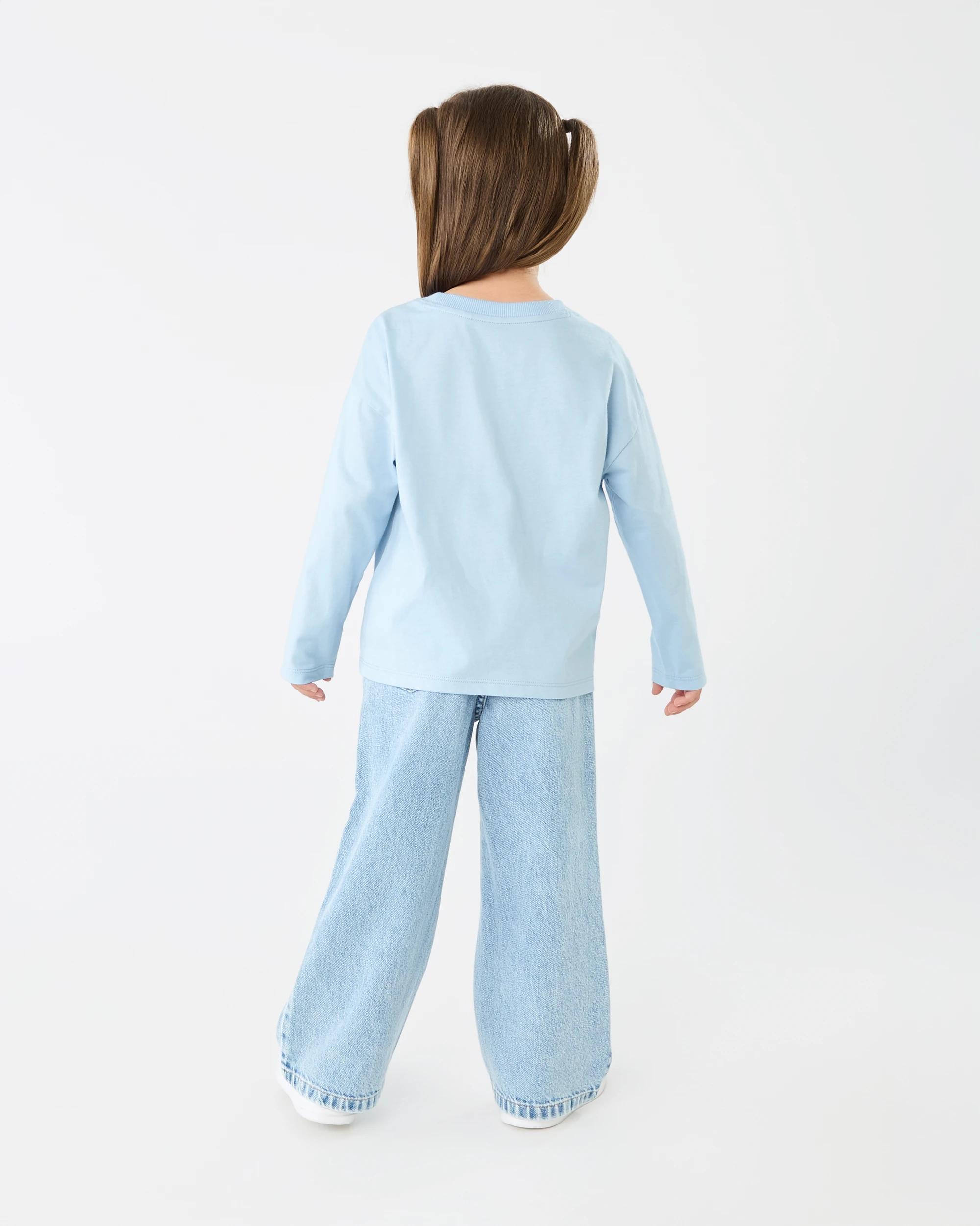 6 Long Sleeve Oversized T-shirt Blu Heart, 6 of 6