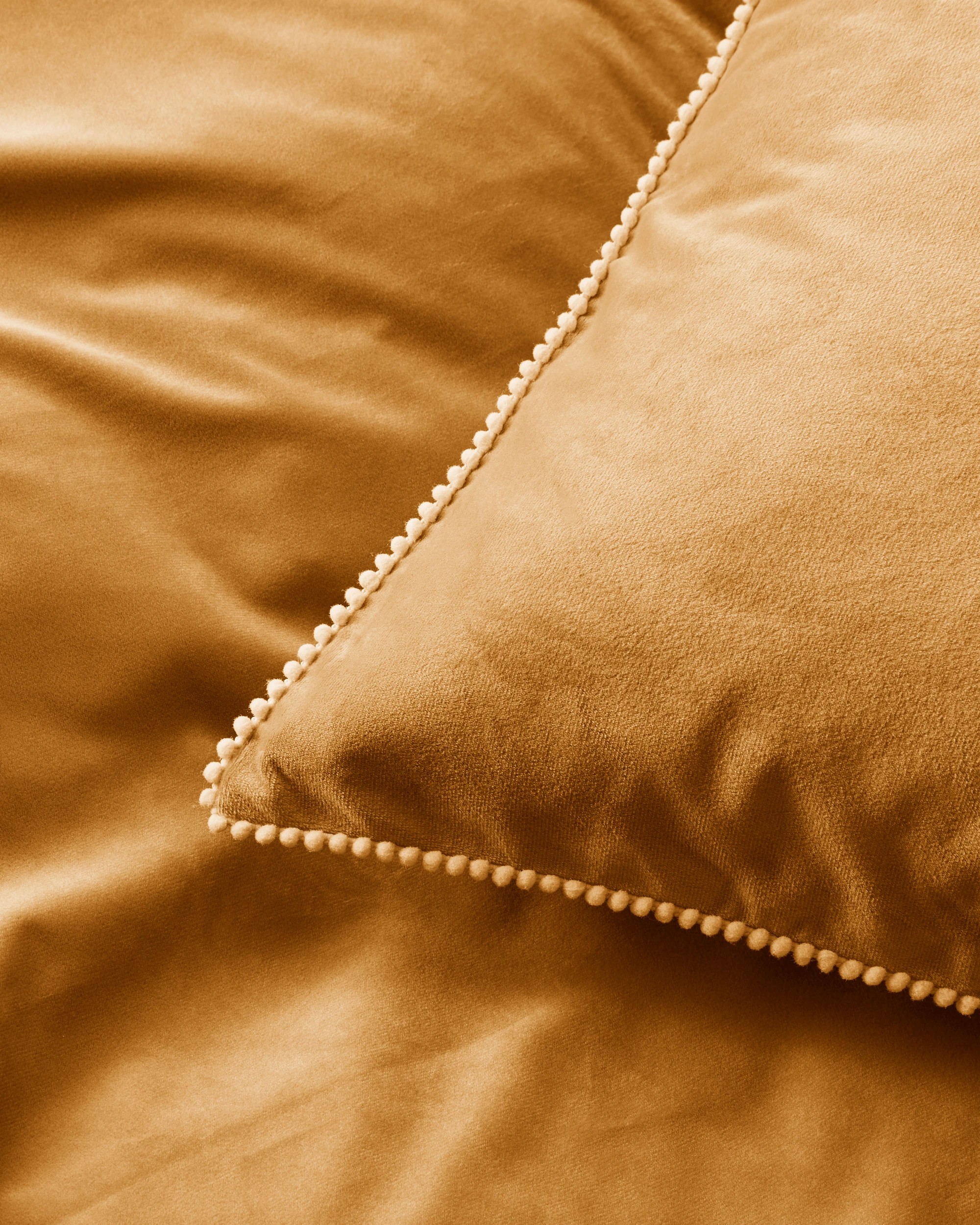 3 Target Lacy Velvet Quilt Cover Set - Super King Bed - Yellow, 3 of 3