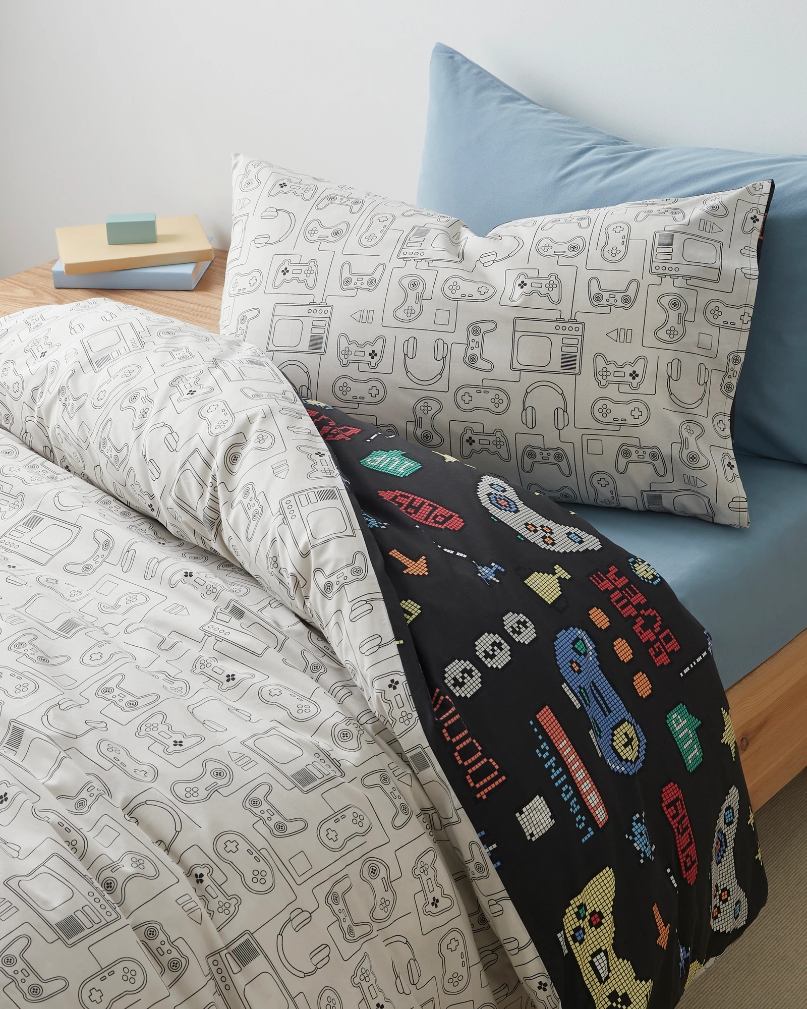 4 Target Felix Gaming Kids Quilt Cover Set
 - Double Bed
 - Multi, 4 of 6