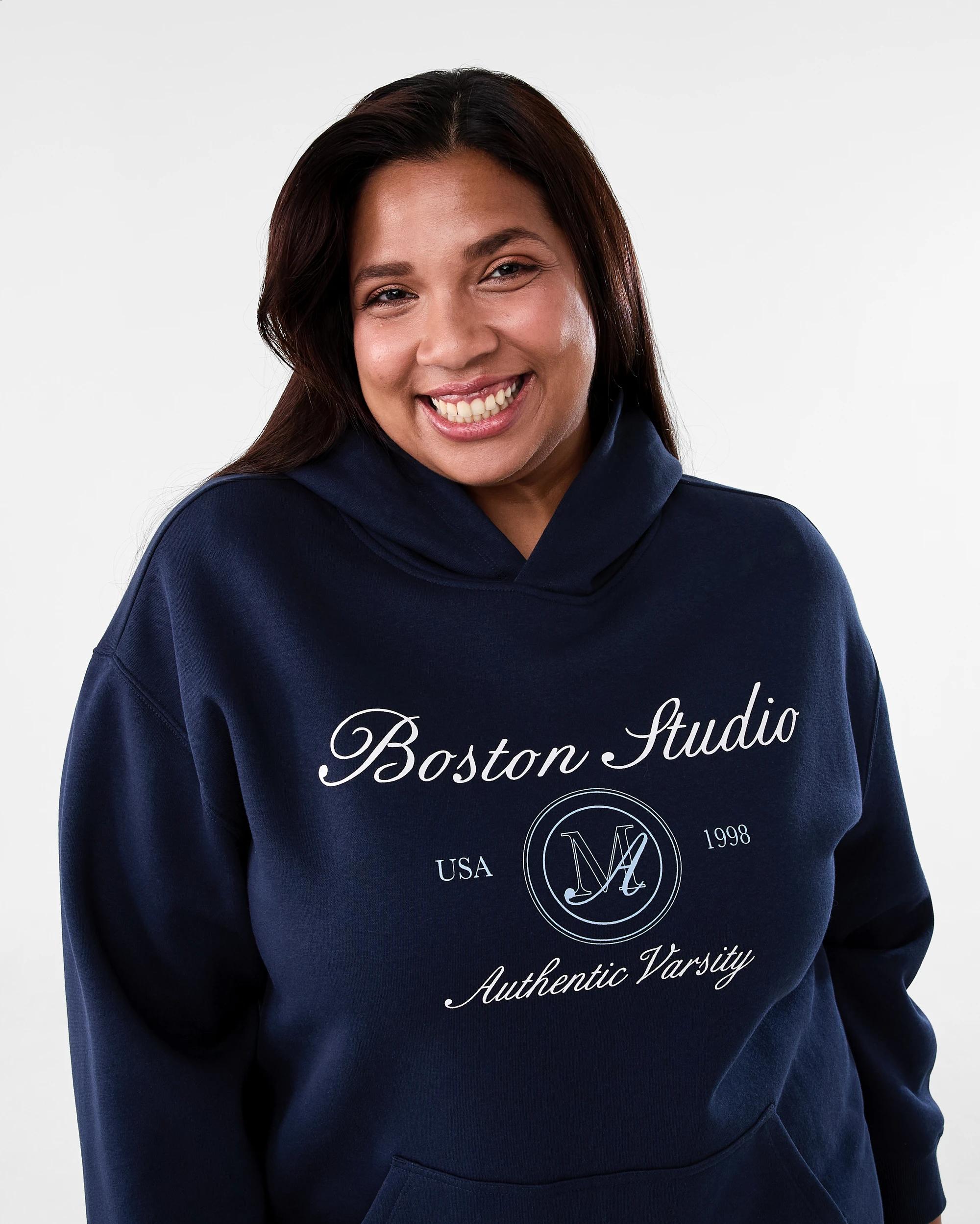 4 Curve Oversized Hoodie Bstnstudio, 4 of 7