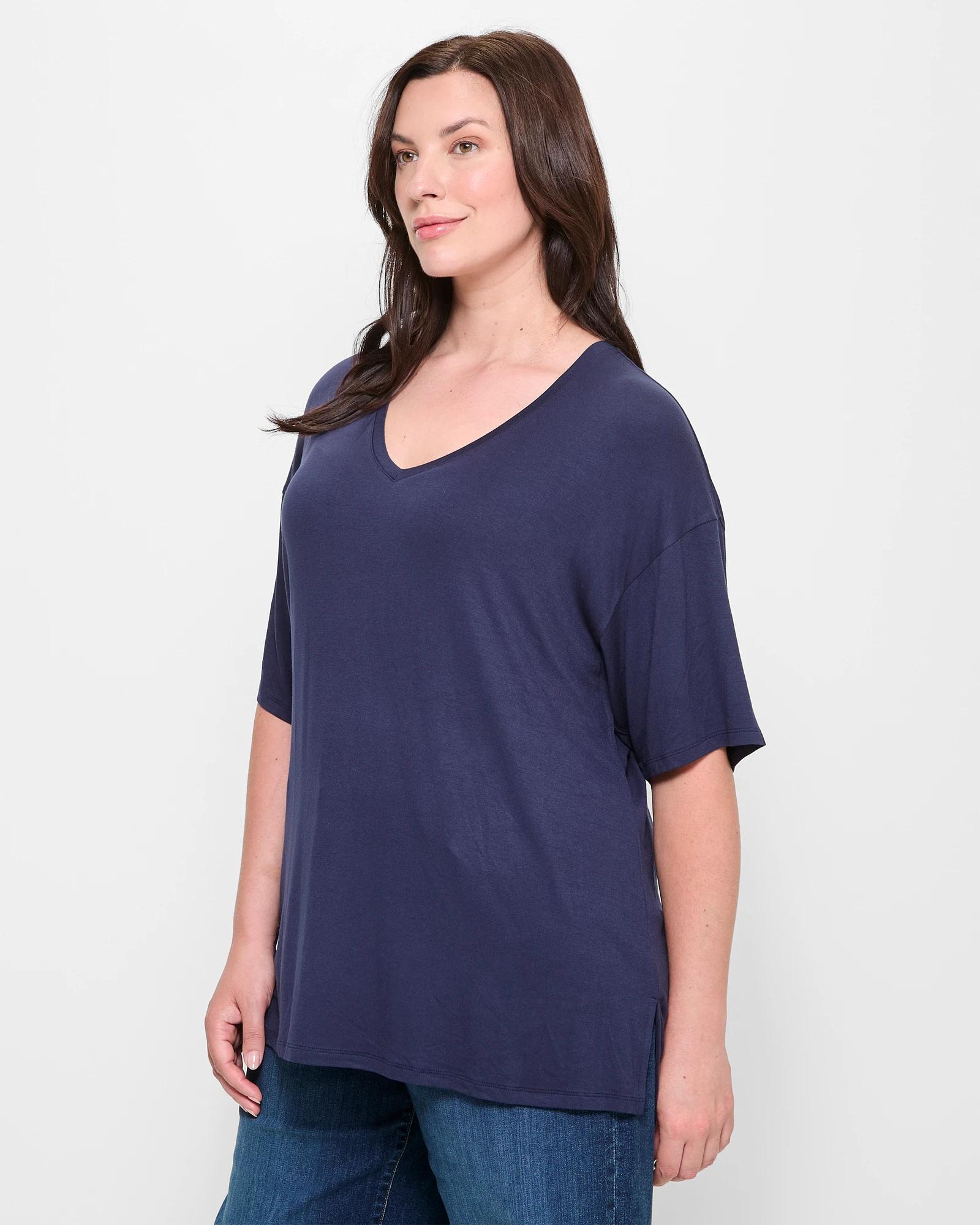 3 Target Plus Size V-neck T-shirt NAVY BLUE, 3 of 5
