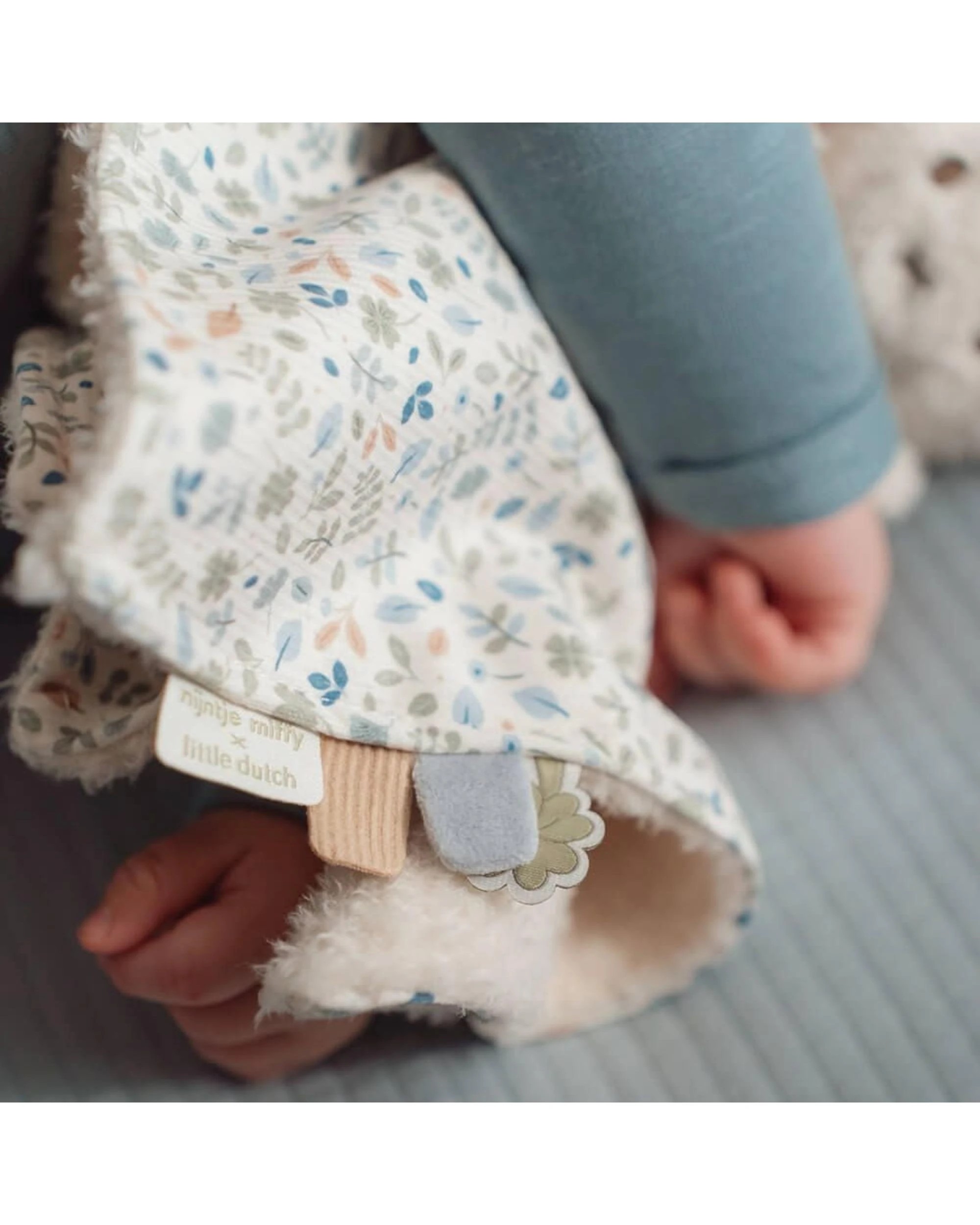 6 Miffy Lucky Leaves Cuddle Cloth, 6 of 6