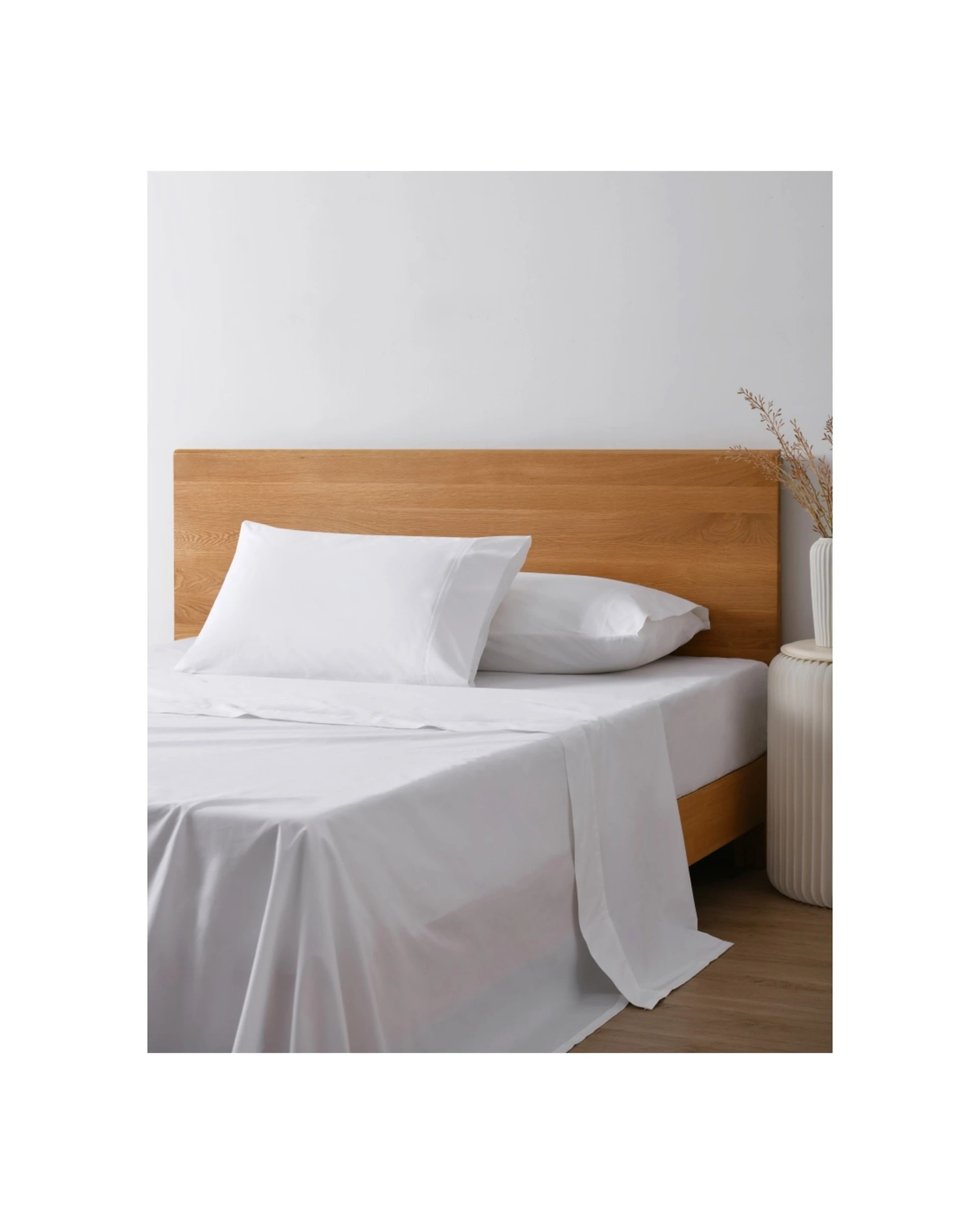 1 ONKAPARINGA 300TC Hepburn Cotton Percale Sheet Bedding Set - Queen Bed - White, 1 of 5