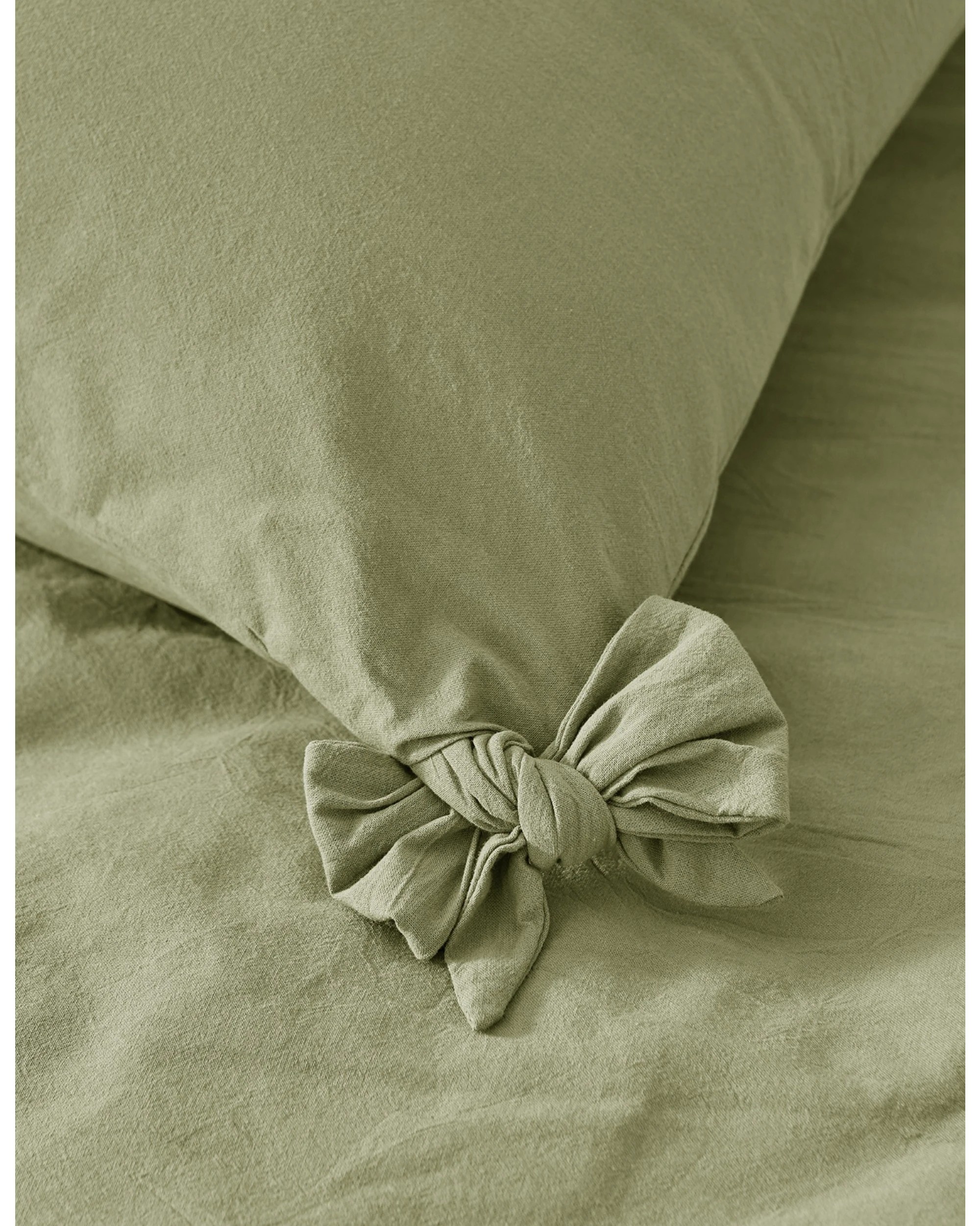 3 Dreamaker Bonnie Washed Cotton Quilt Cover Set with Bows - Single Bed - Olive, 3 of 9