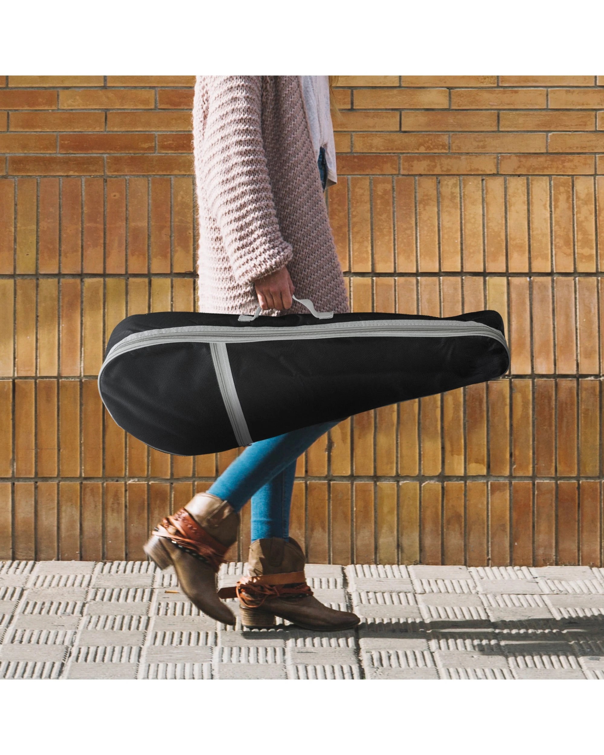 7 Karrera Traditional Mandolin in Sunburst, 7 of 7