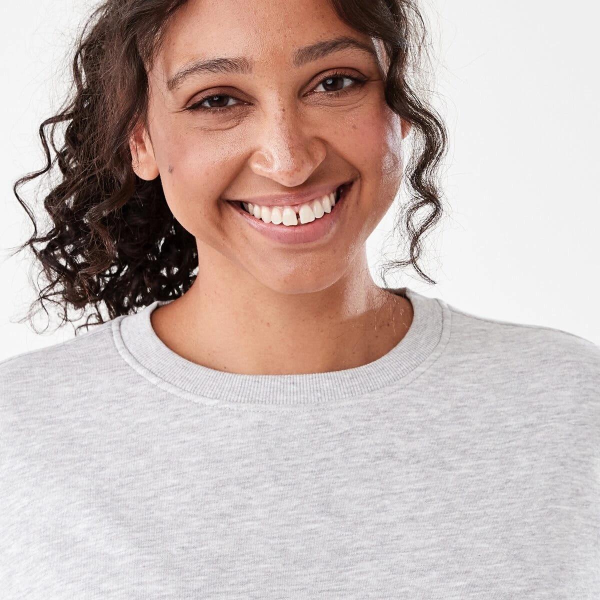 4 Active Womens Basic Crew Sweatshirt SOFT GREY MARLE, 4 of 5