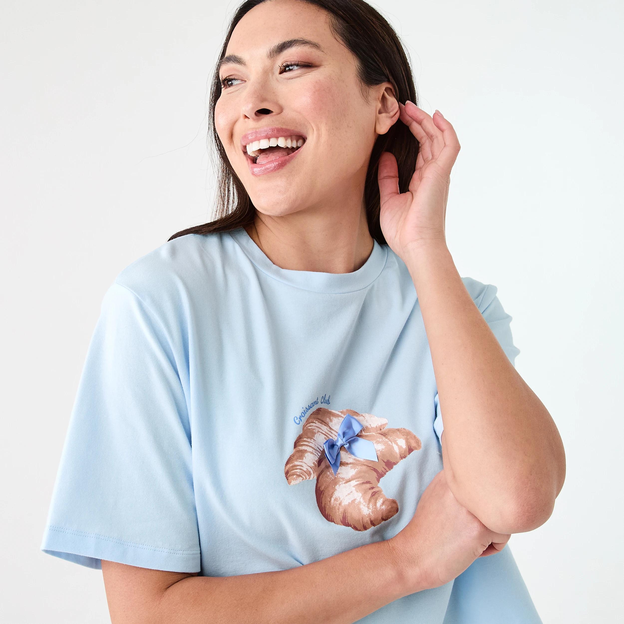 4 Print Knit T-shirt and Woven Shorts Pyjama Set CROISSANT HALOGEN BLUE, 4 of 7