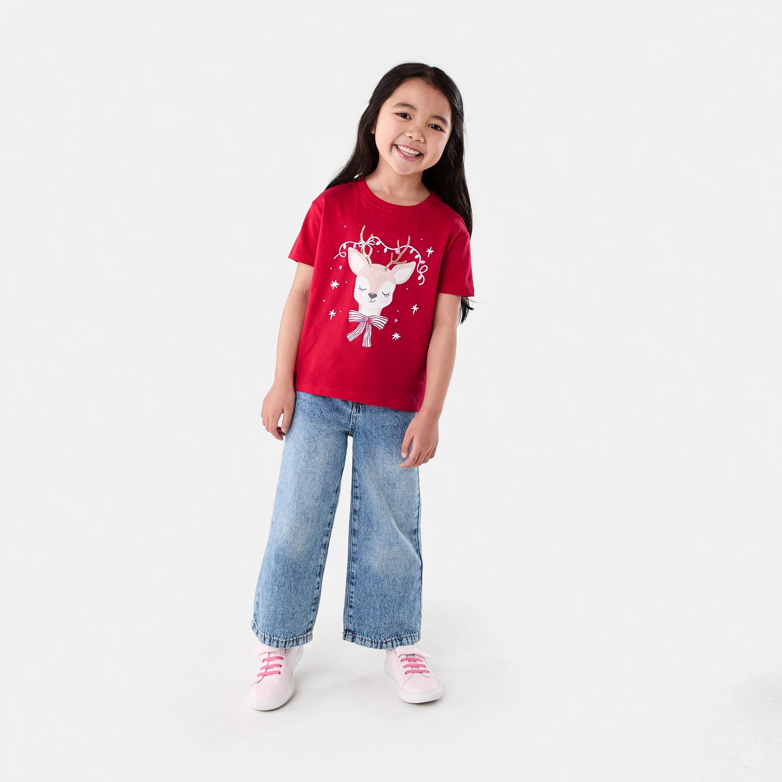5 Christmas Print T-shirt Red Doe, 5 of 6