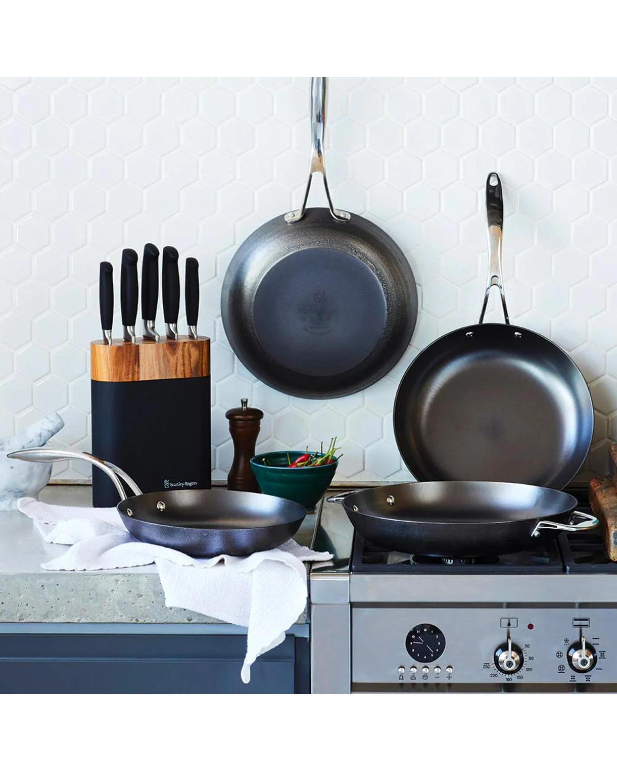 2 Stanley Rogers 2pc Lightweight Cast Iron Bundle Frypan 24cm  Cooks Pan 30cm, 2 of 8