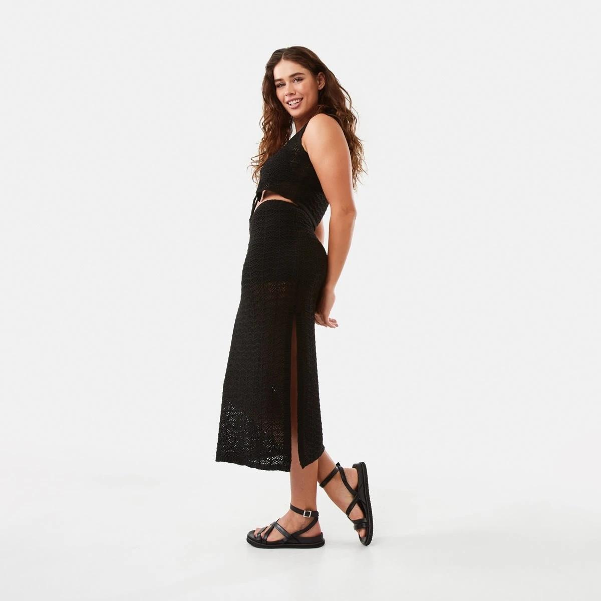 3 Sleeveless True Knit Tie Front Top Black, 3 of 7