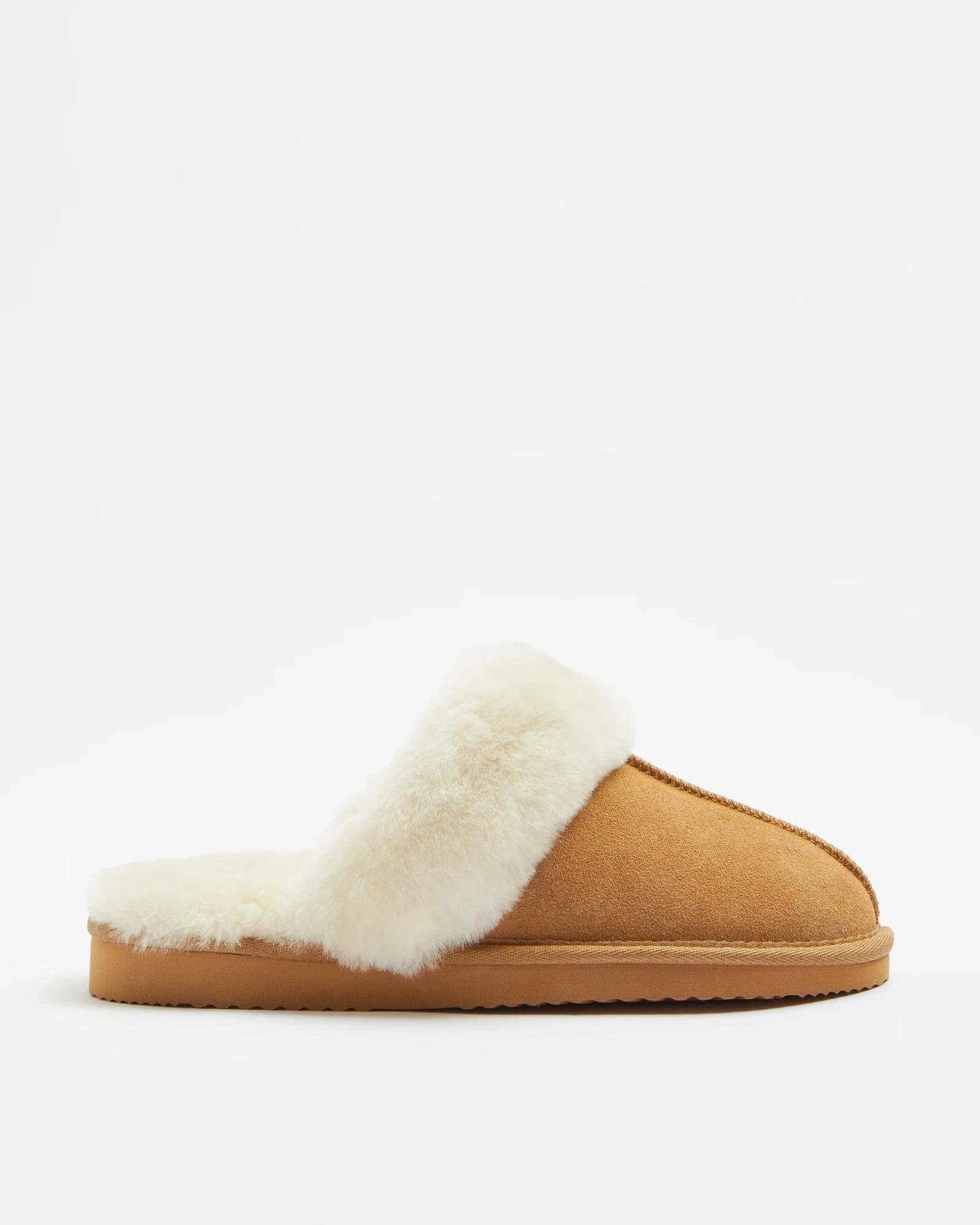 1 Australian Design Ugg Boots and Slippers Womens Sheepskin and Leather Slipper Scuff CHESTNUT, 1 of 3