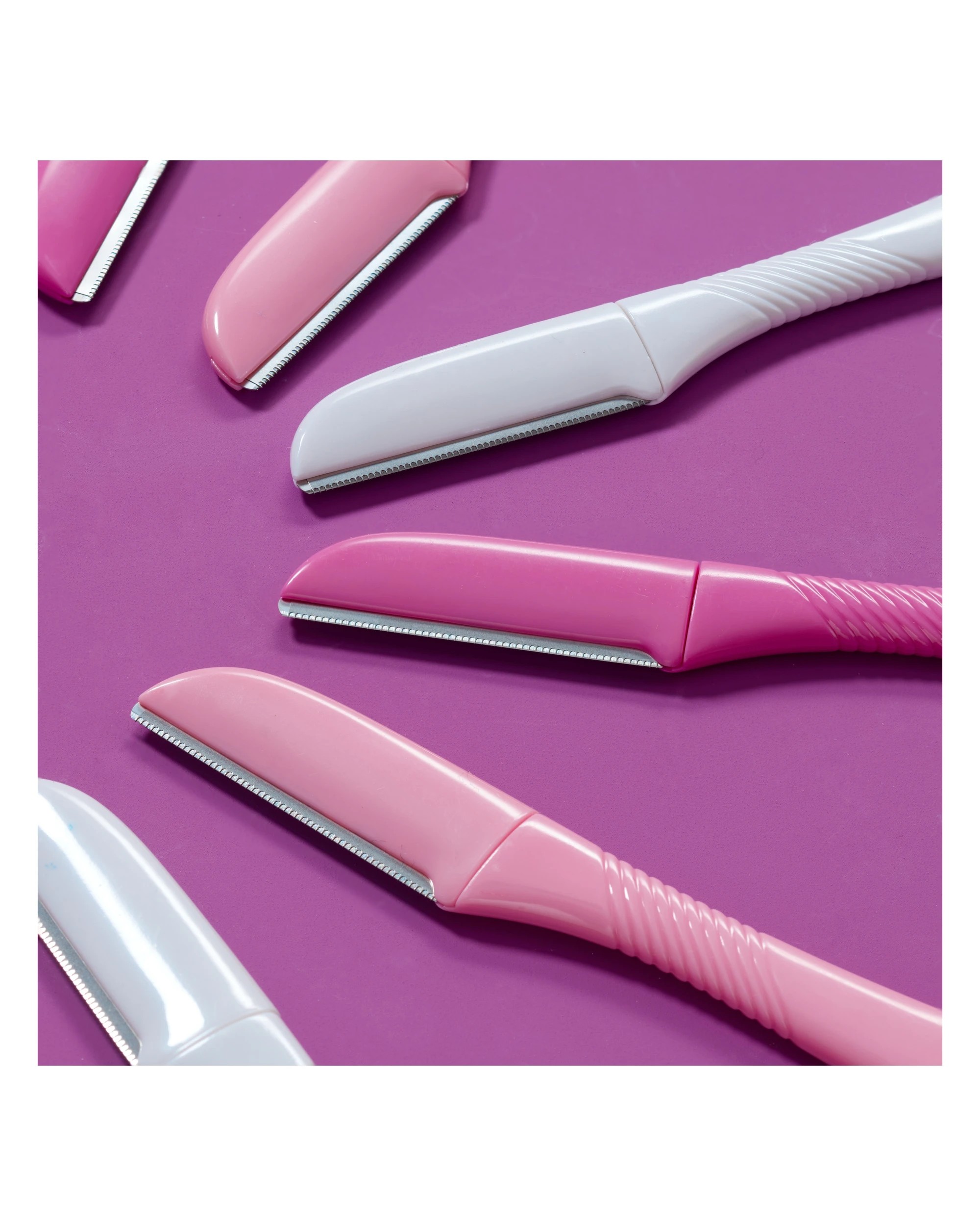 4 Schick 4 Pack Silk Salon Touch-Up Razors, 4 of 4