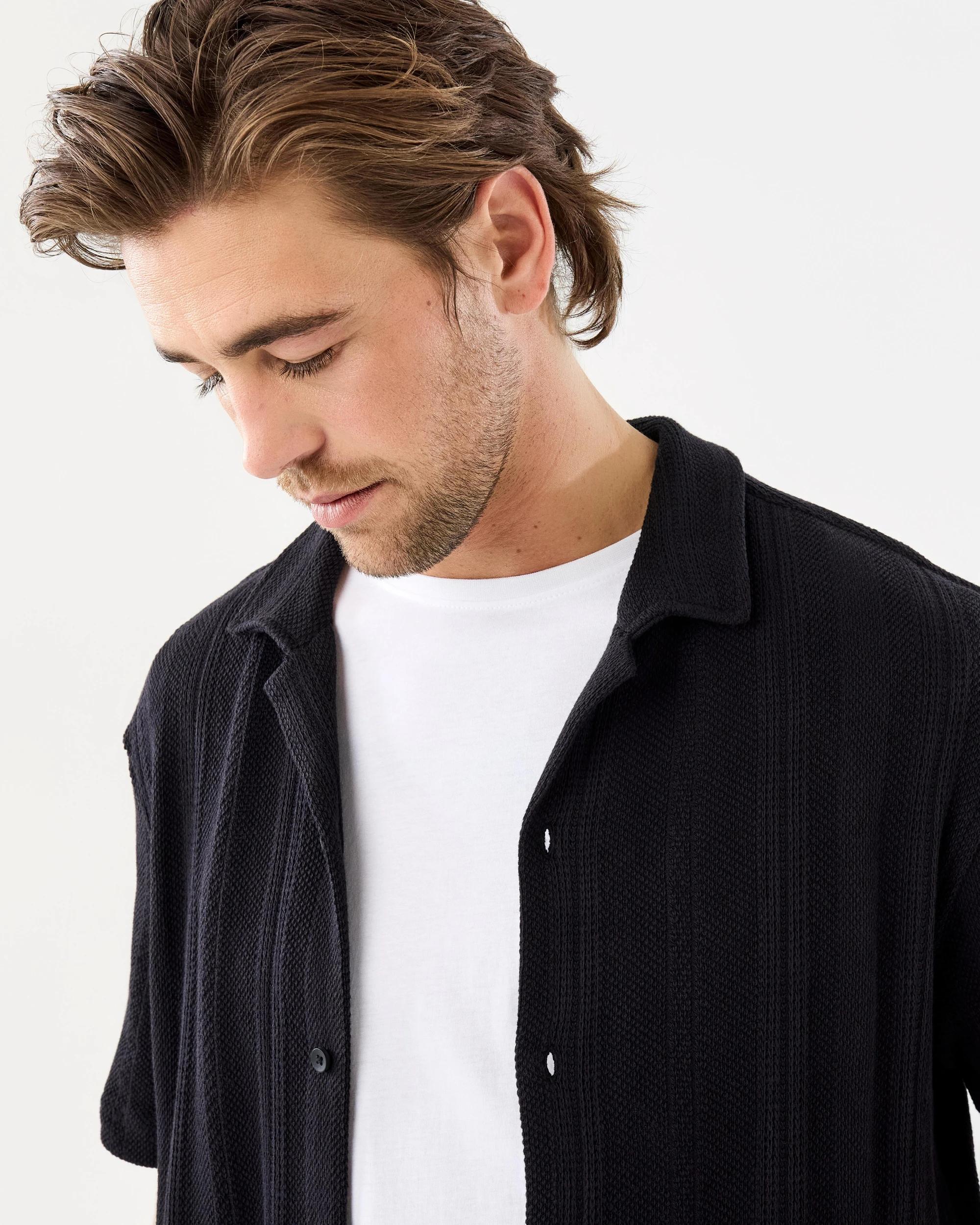 5 Short Sleeve Textured Shirt Blk Selfsp, 5 of 9
