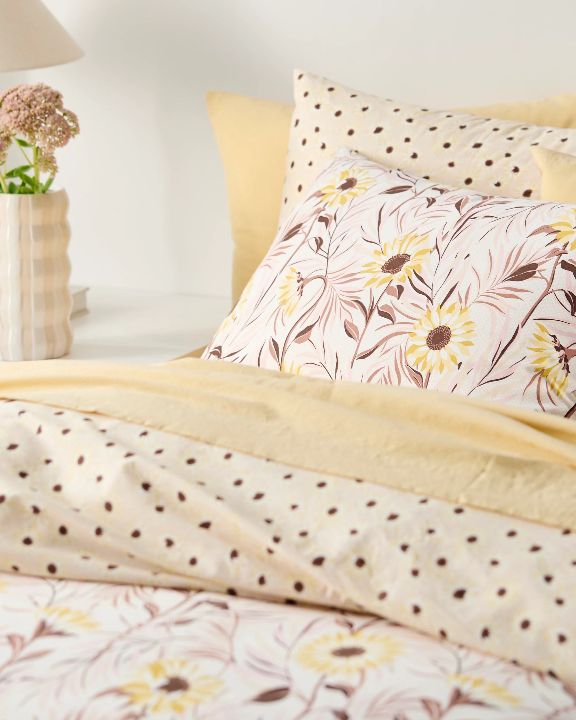 5 Target Maxie Sunflower Australian Cotton Quilt Cover Set - Double Bed - Yellow, 5 of 9