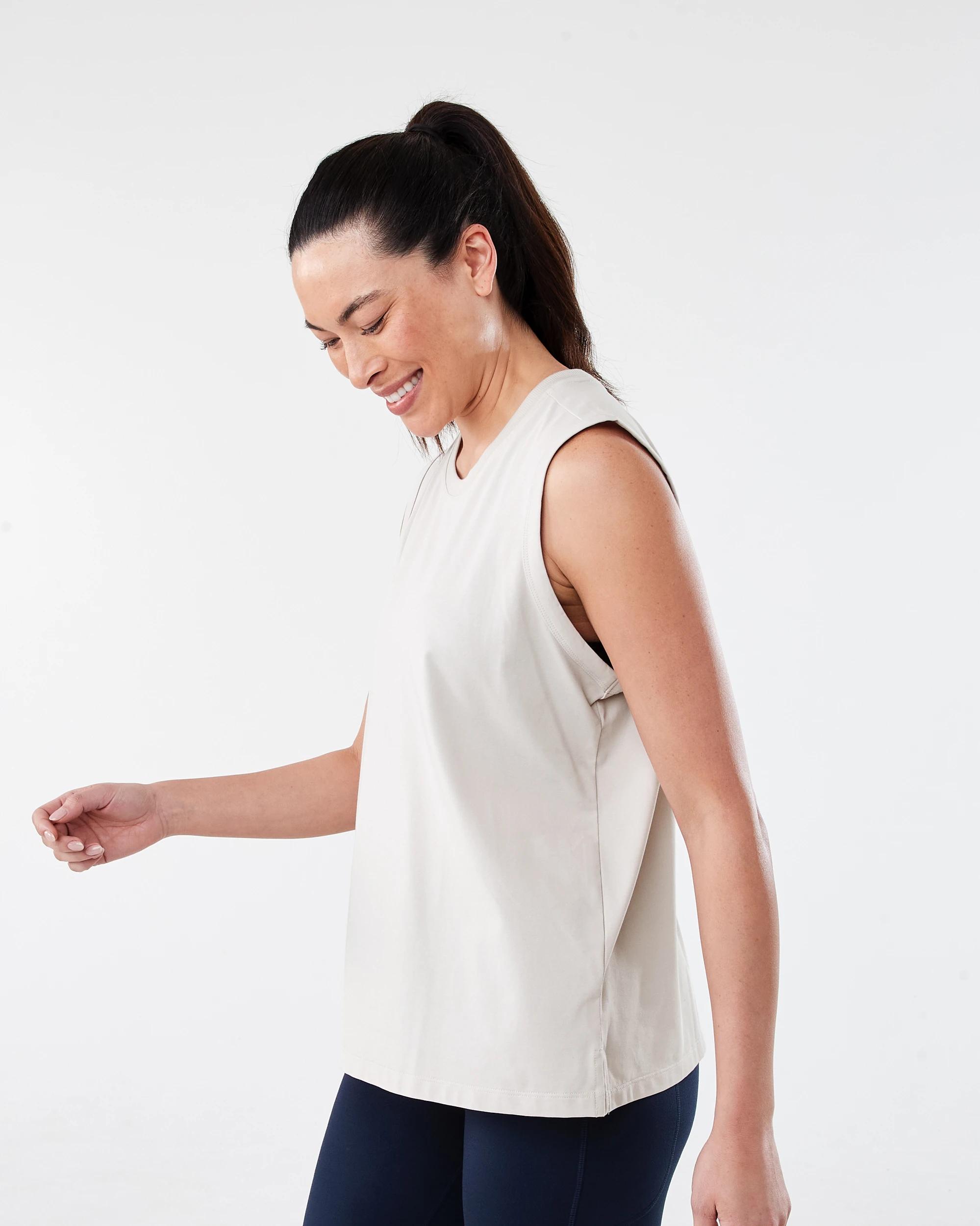 2 Active Womens Muscle Tank Peak Grey, 2 of 6