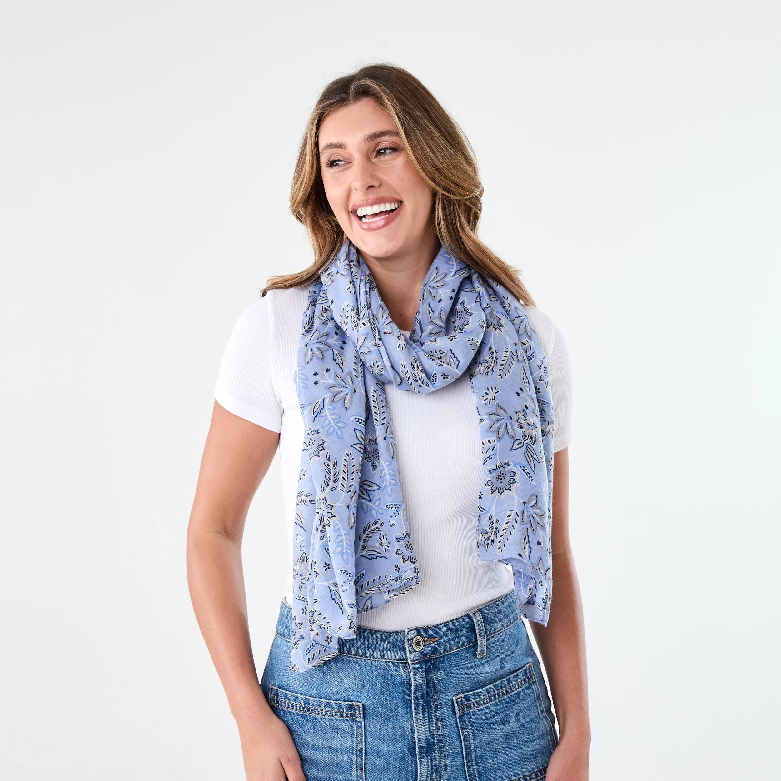 3 Large Lightweight Scarf Chintz, 3 of 3