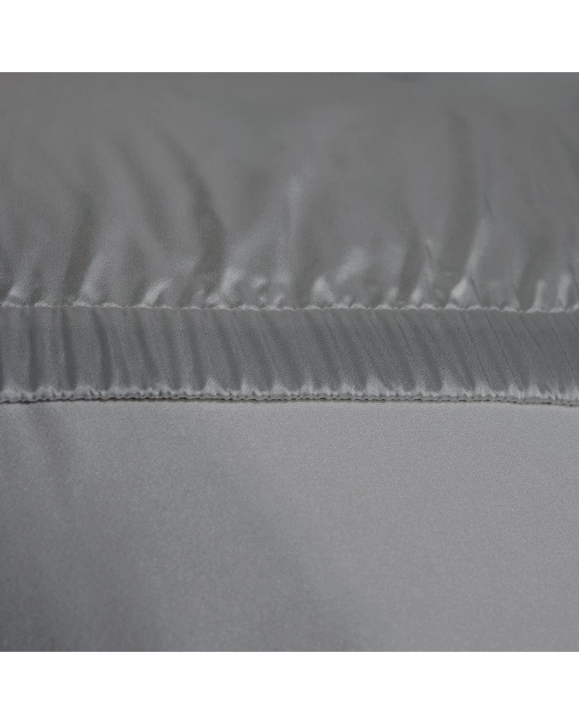 3 Bedding co Fitted Sheet 100% Mulberry Silk 22 Momme - King Single Bed - Silver, 3 of 4