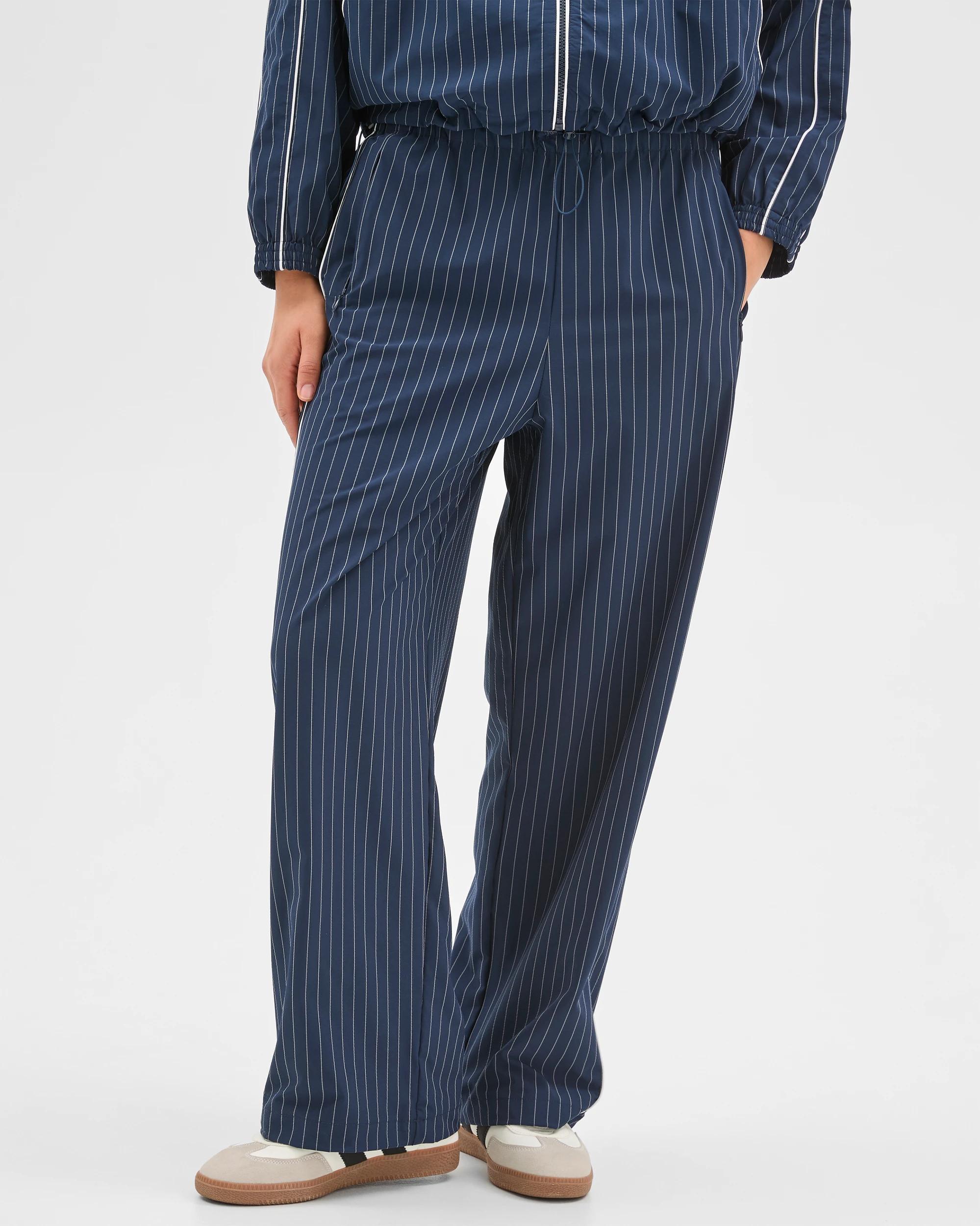 4 Target Active Motion Stripe Trackpants NAVY STRIPE, 4 of 7