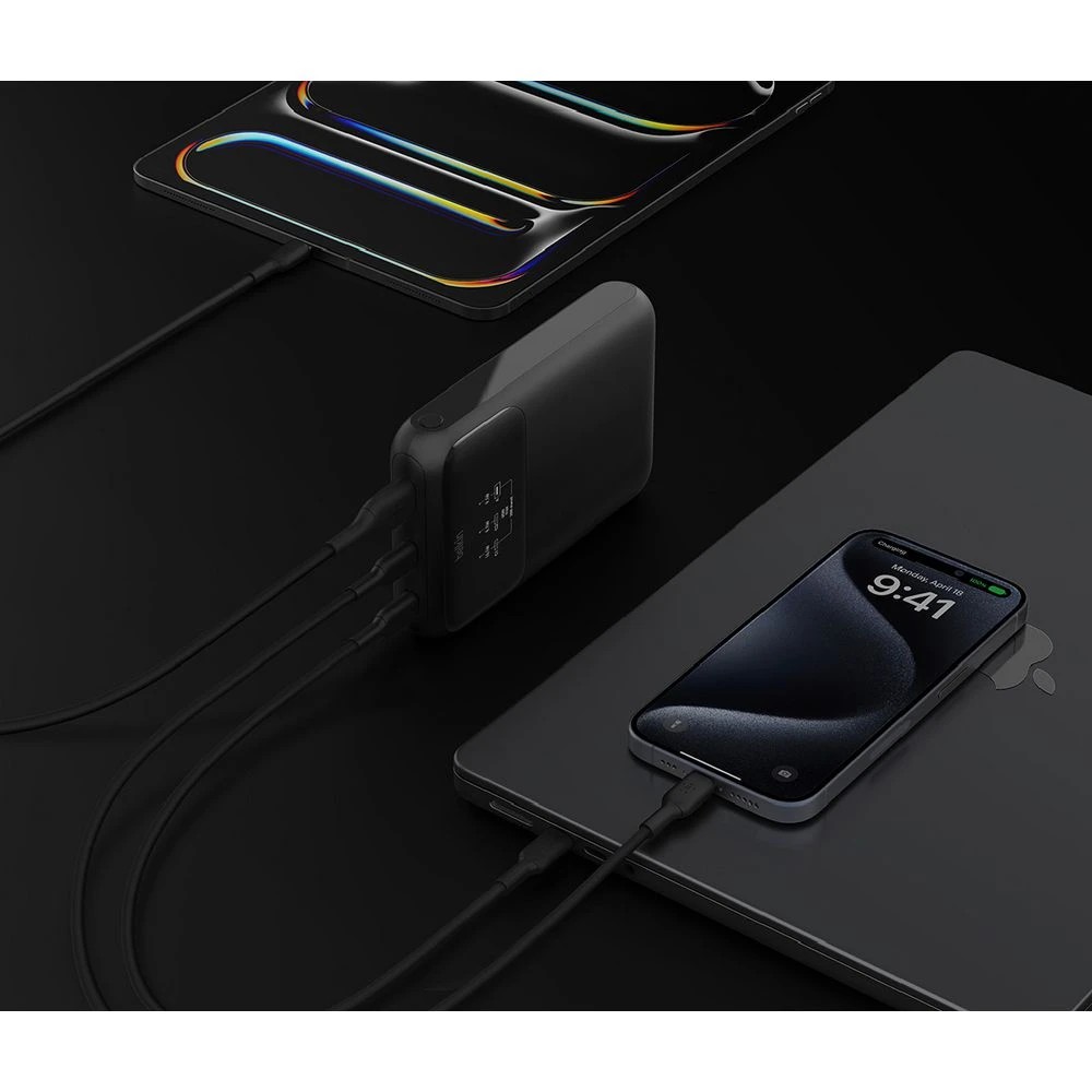 4 Belkin BoostCharge 20,000mAh PD Power Bank, 4 of 4