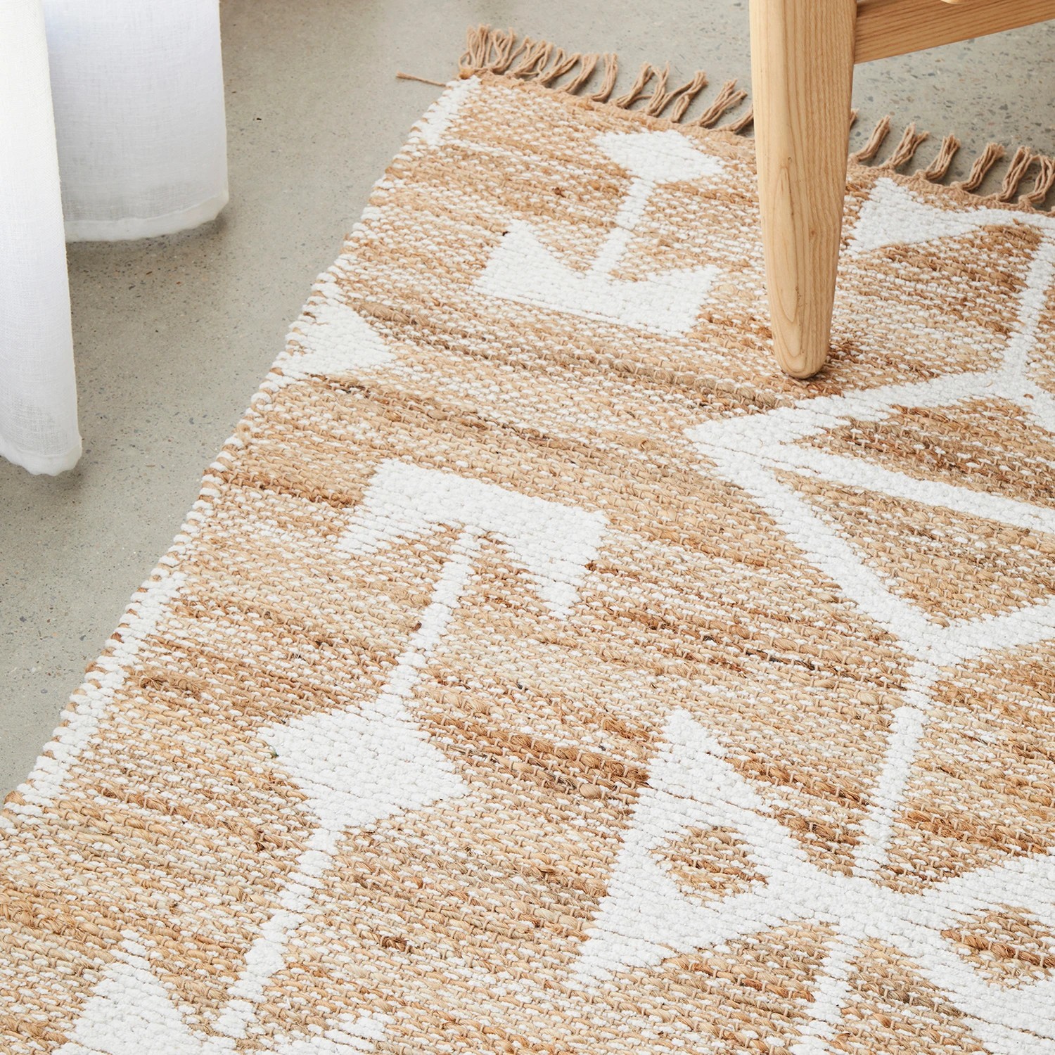 6 Common Ground Rugs Grove Trudy 225x155cm - Medium Hand Loomed Jute Floor Rug - White, 6 of 8