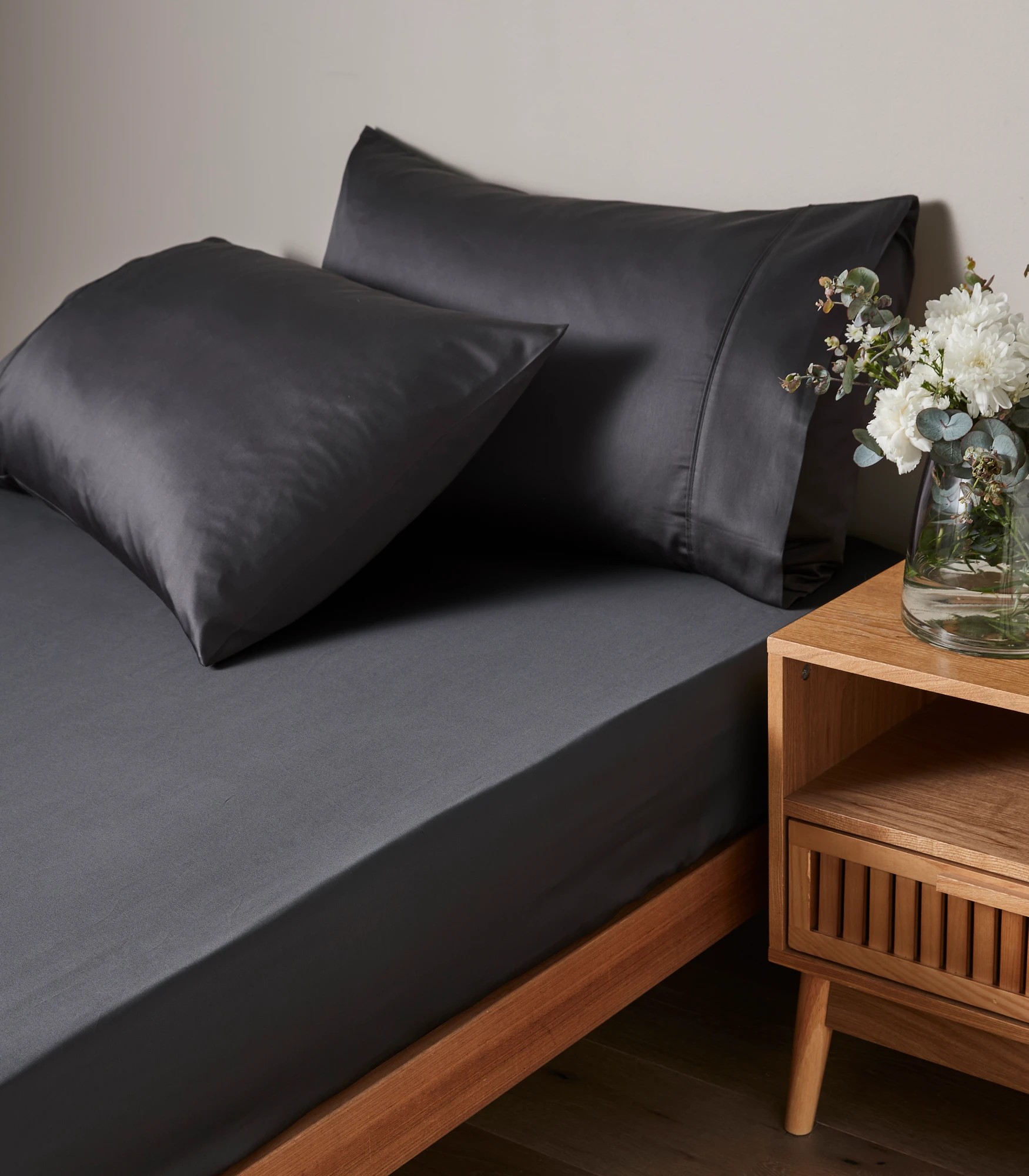 2 Supima 400 Thread Count Cotton Fitted Sheet
 - Double Bed
 - Grey, 2 of 2