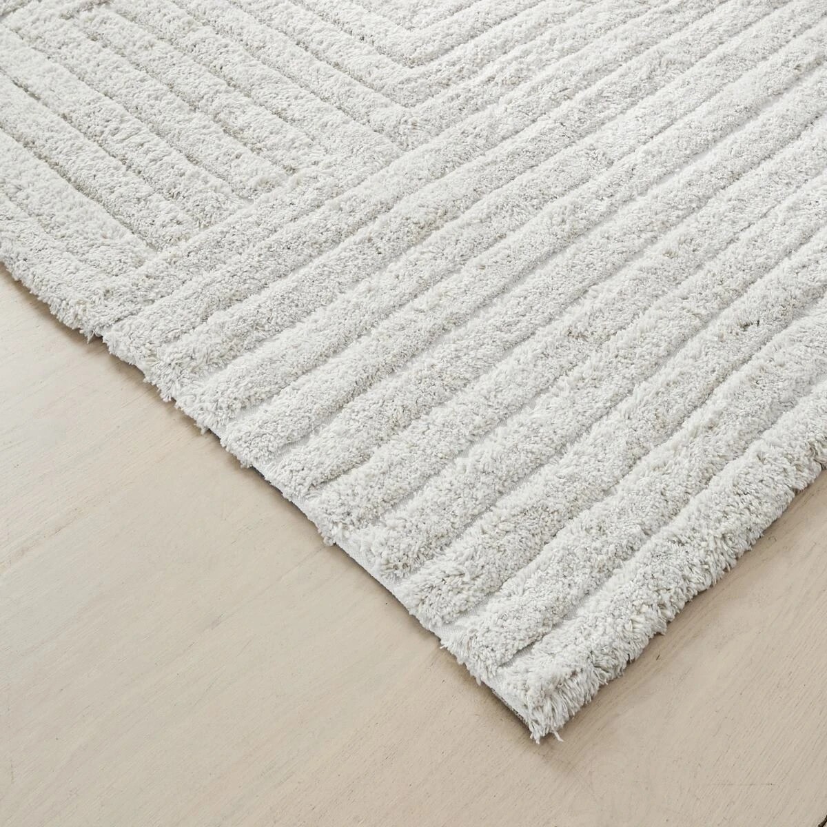 2 Linear Wool Blend Rug - White, Large - 235cm x 160cm, 2 of 9