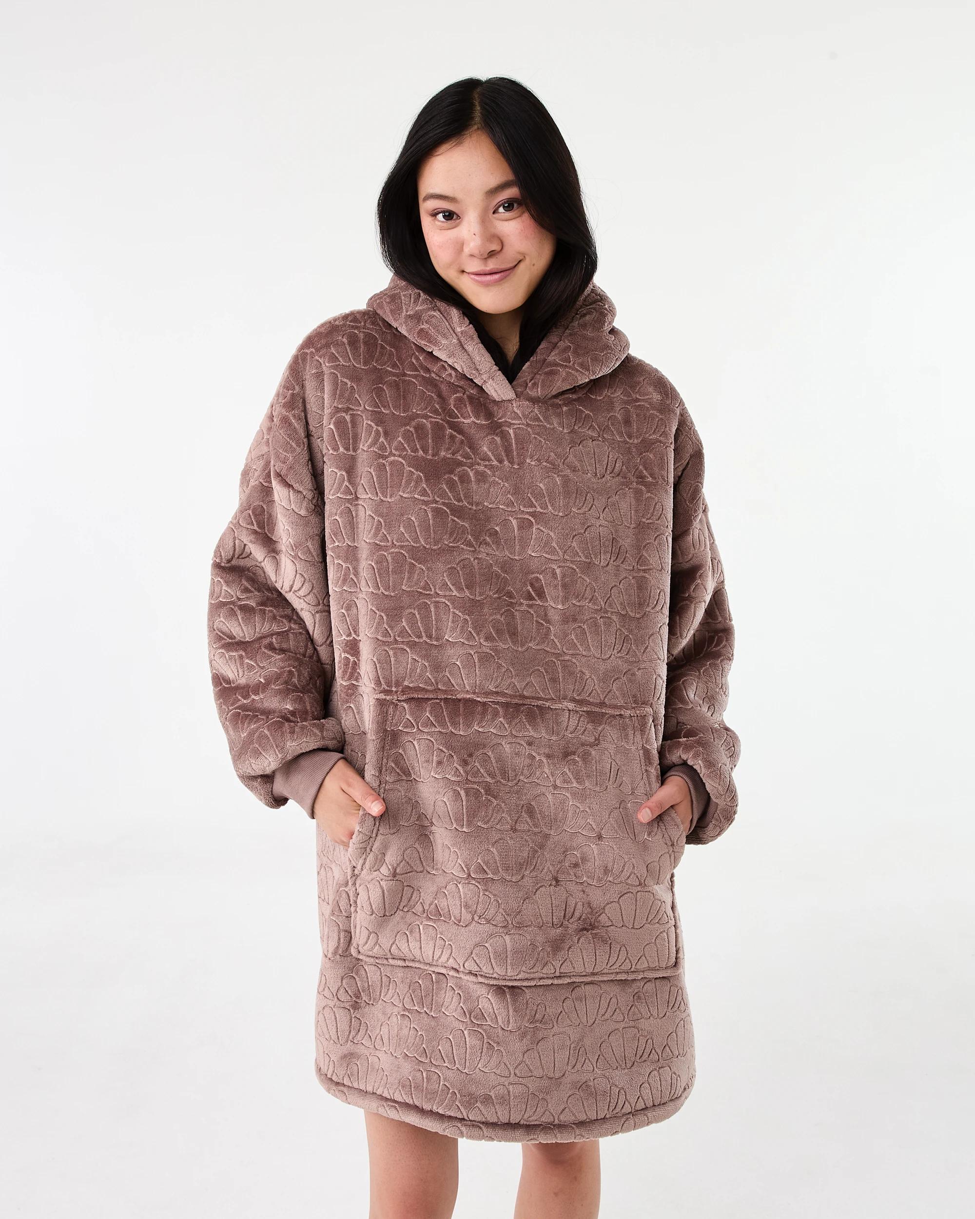 1 Pull Over Gown Choc Chip, 1 of 7