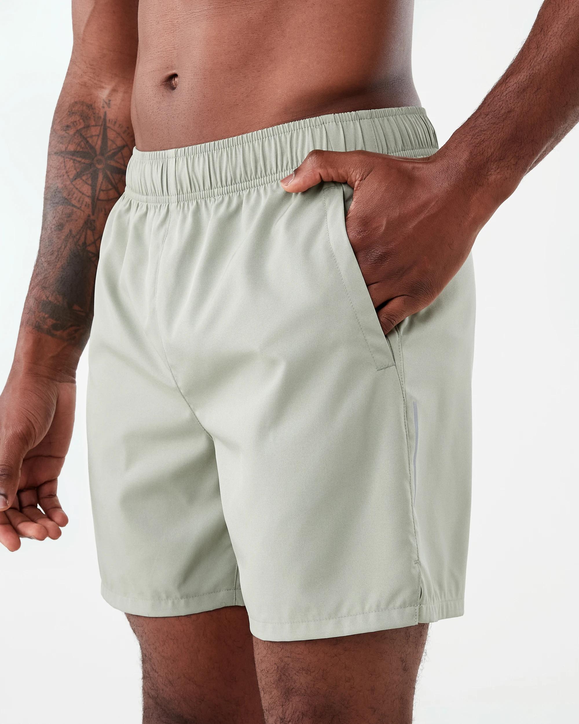 2 Active Mens Woven Stretch Shorts Rhino Grn, 2 of 8