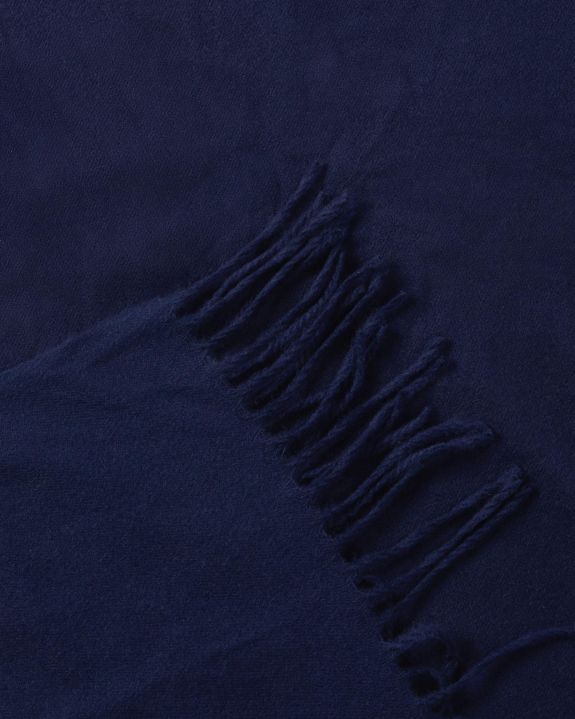 2 Brushed Wrap Scarf Fluid Navy, 2 of 3