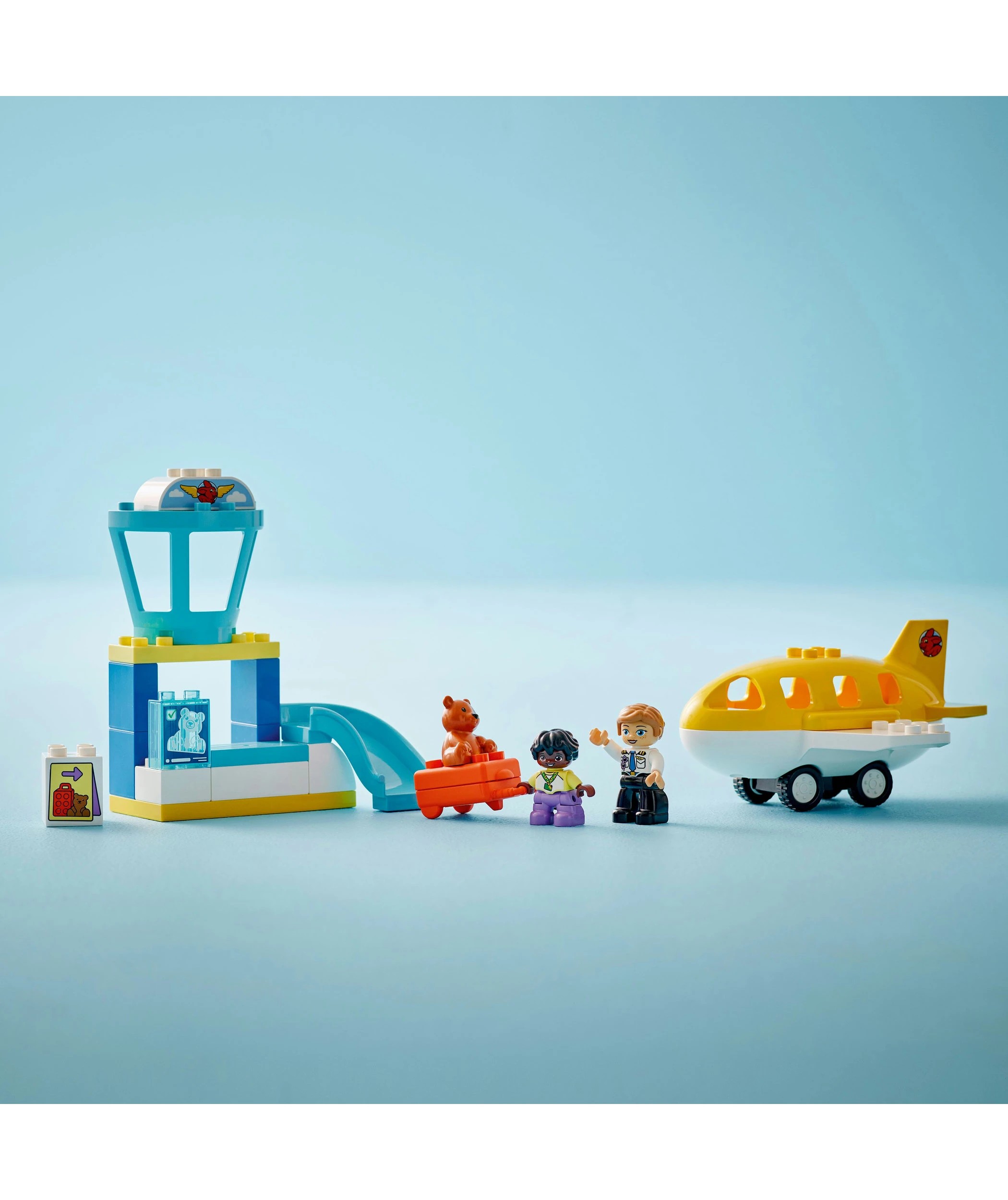 9 LEGO DUPLO Town First Time at the Airport 10443, 9 of 10