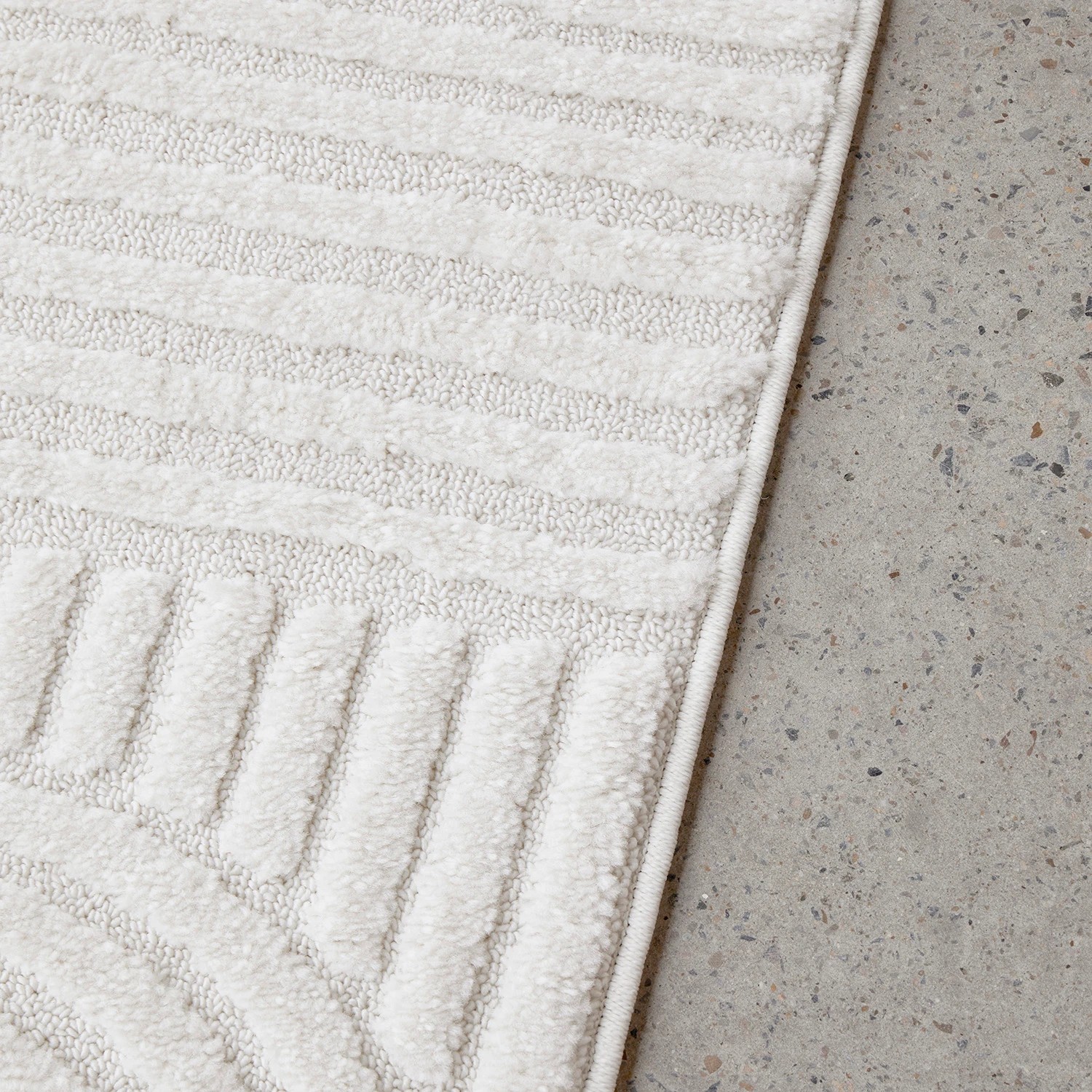 4 Common Ground Rugs Safflower Dior 300x80cm Runner - Medium Pet Friendly Power Loomed Rug - White, 4 of 7