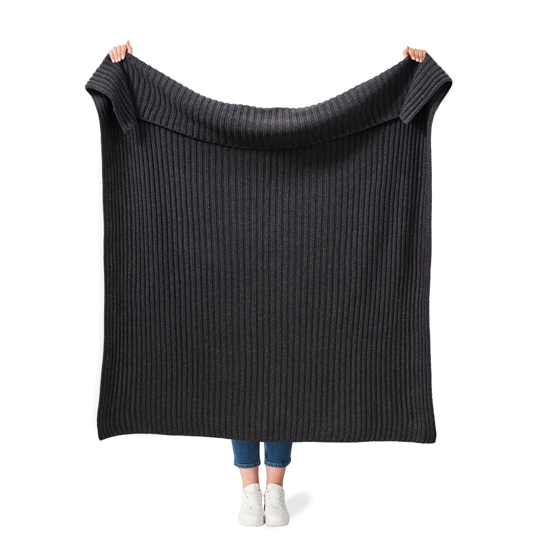 2 Chunky Knit Ribbed Throw - Grey, 2 of 7