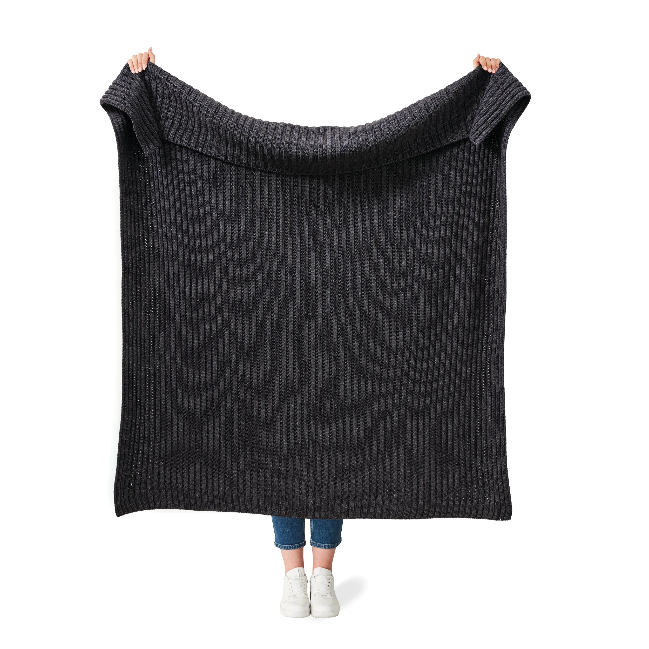 2 Chunky Knit Ribbed Throw - Grey, 2 of 7