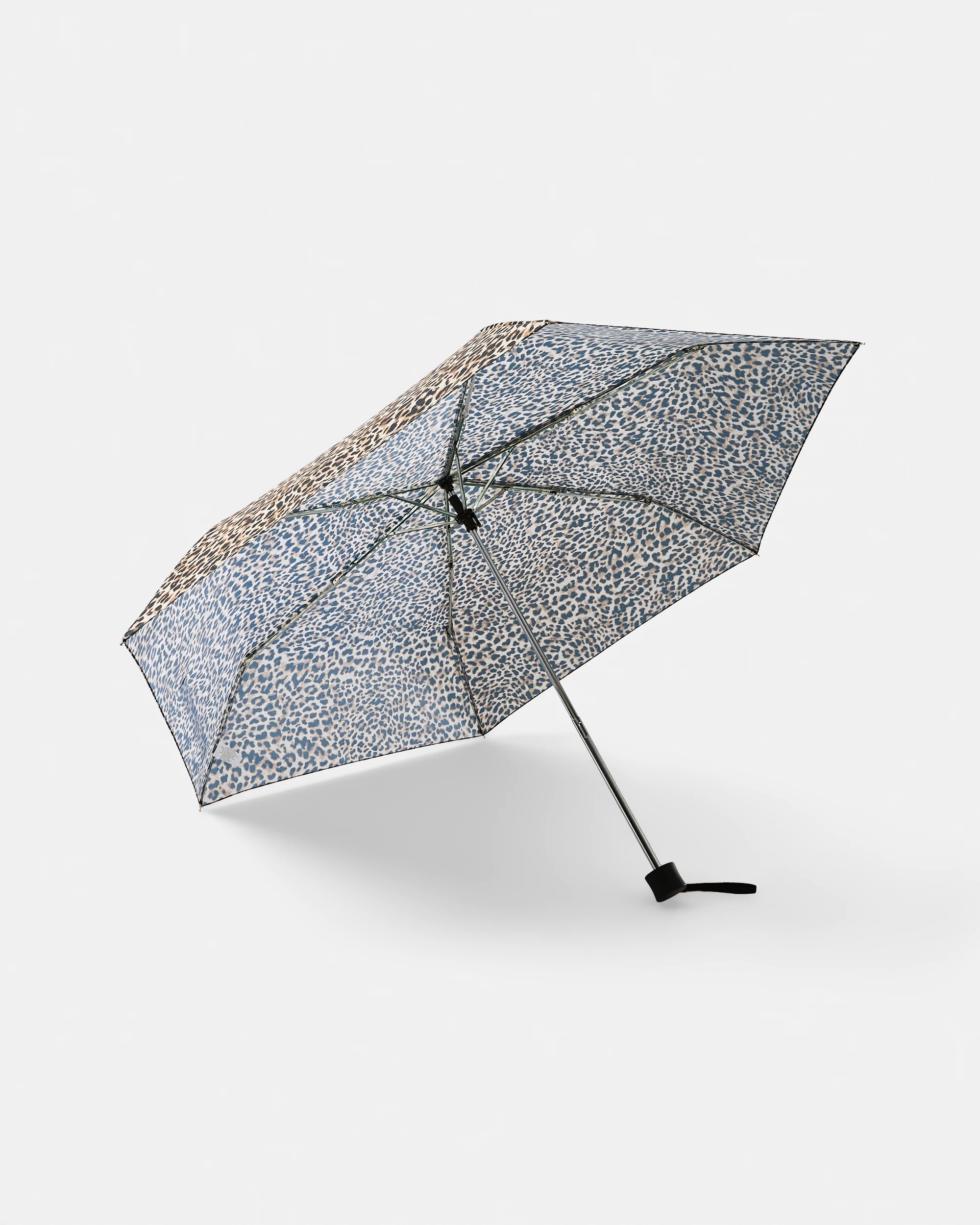 1 Collapsible Umbrella - Leopard, 1 of 2