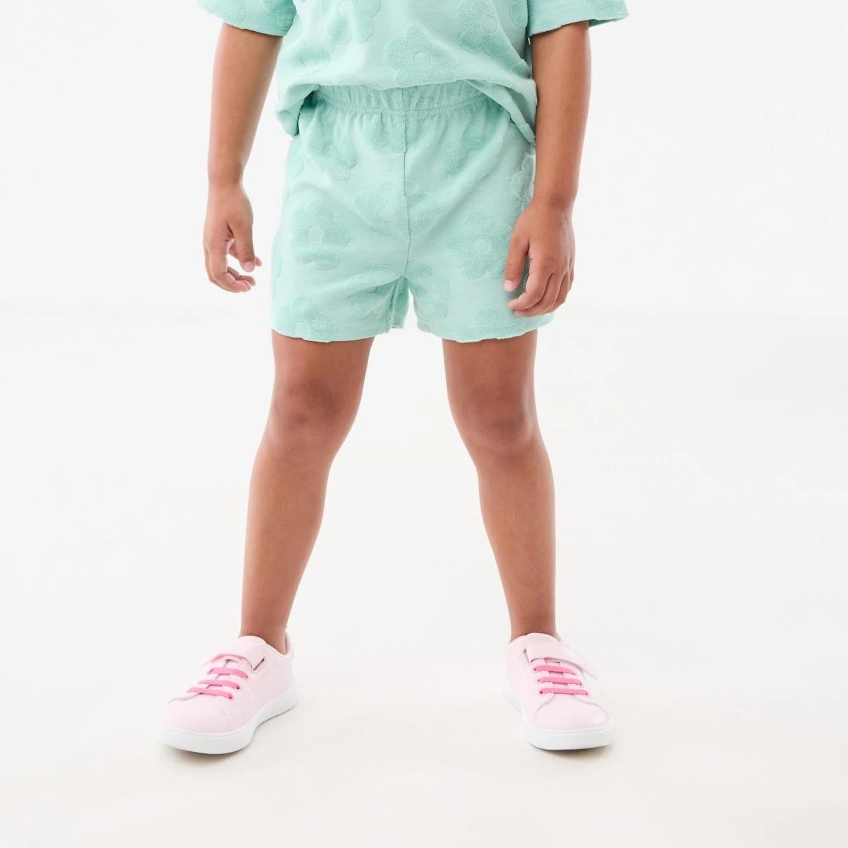 1 Texture Shorts Grn Daisy, 1 of 8
