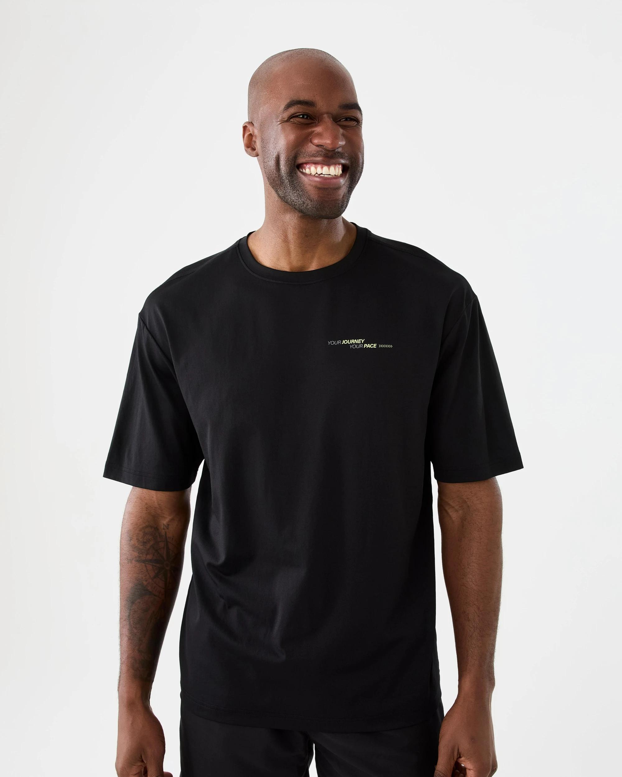 1 Active Mens Oversized Graphic T-shirt Move Black, 1 of 7
