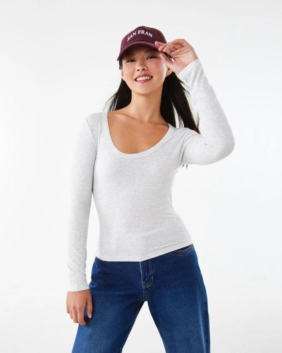 Long Sleeve Rib Scoop T-shirt