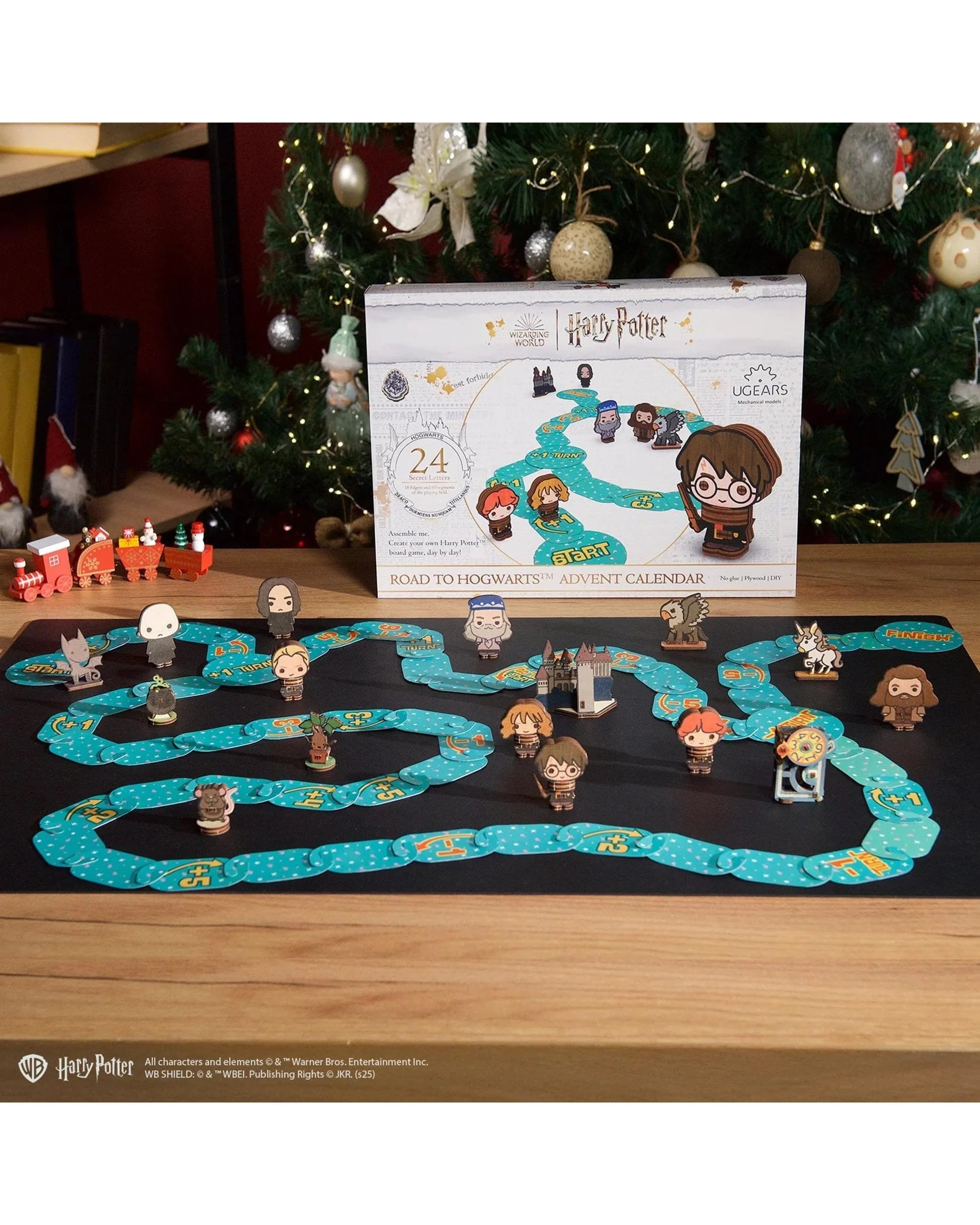10 UGears Harry Potter Road to Hogwarts Advent Calendar, 10 of 10