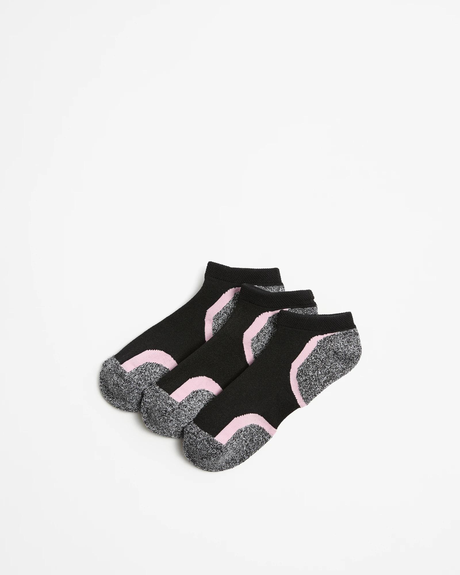 1 Target Active 3 Pack No Show Sports Socks BLACK, 1 of 3