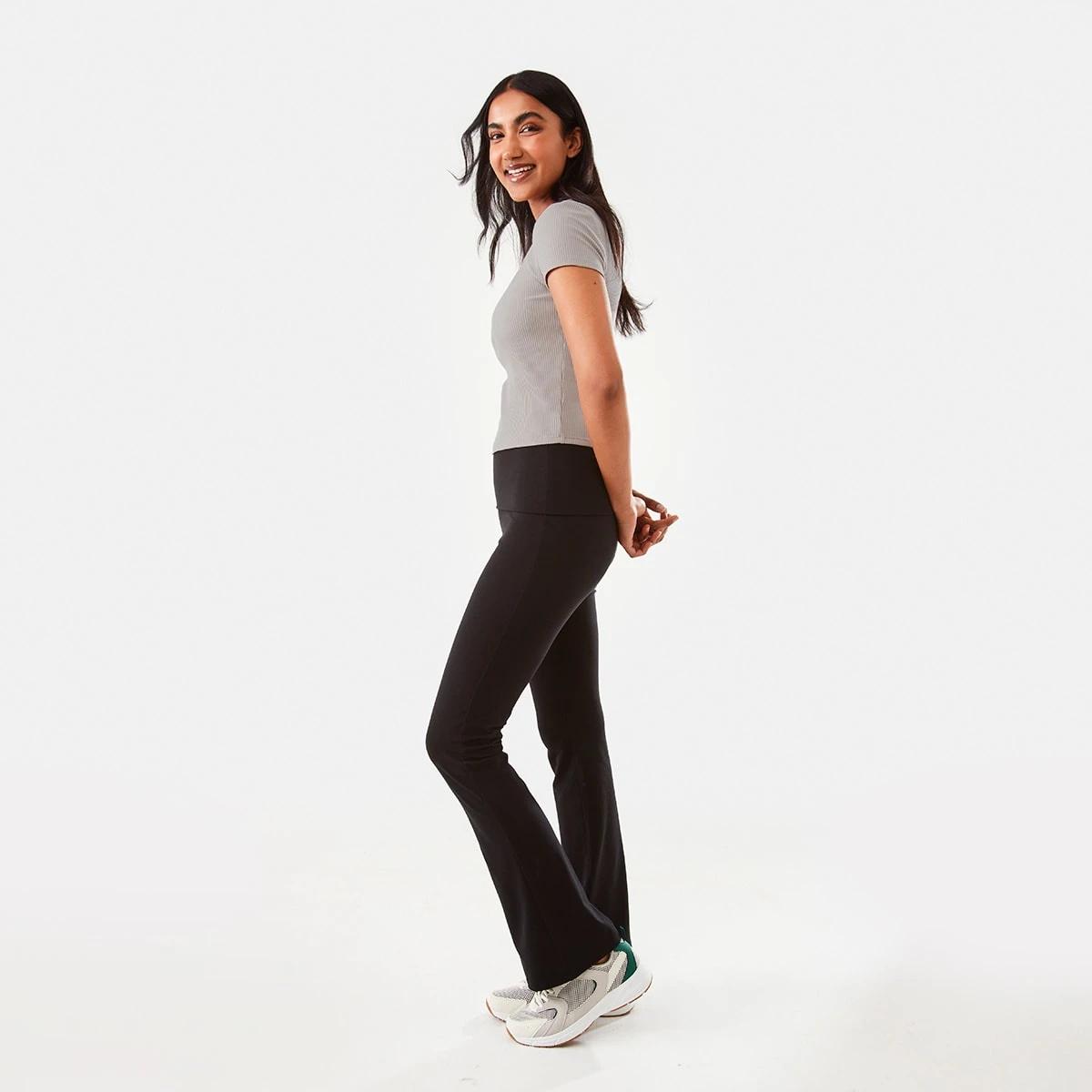 5 Short Sleeve Ribbed Square Neck T-shirt Satellite, 5 of 9