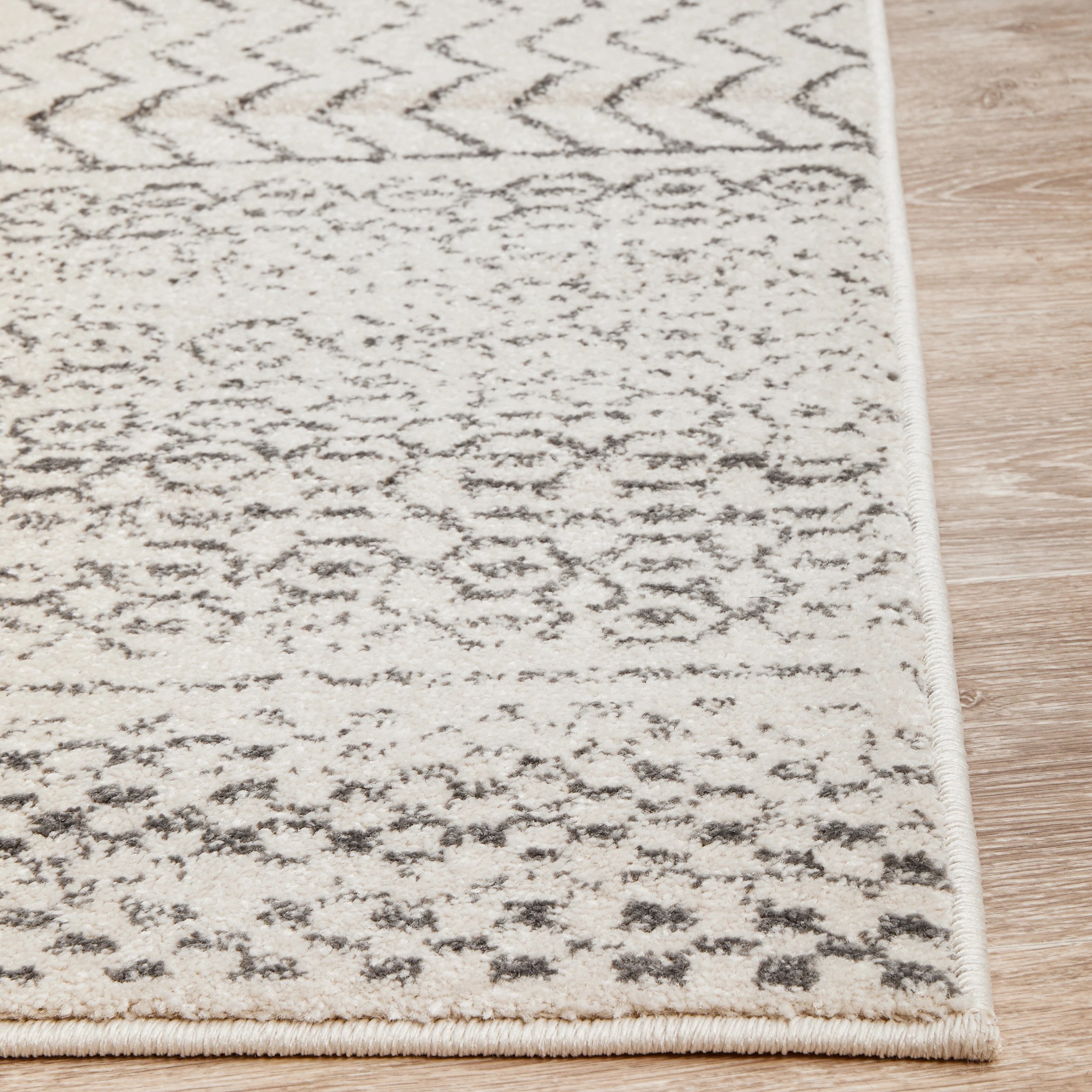 6 Common Ground Rugs Lustre Harper 230x160 cm Rug - Silver, 6 of 9