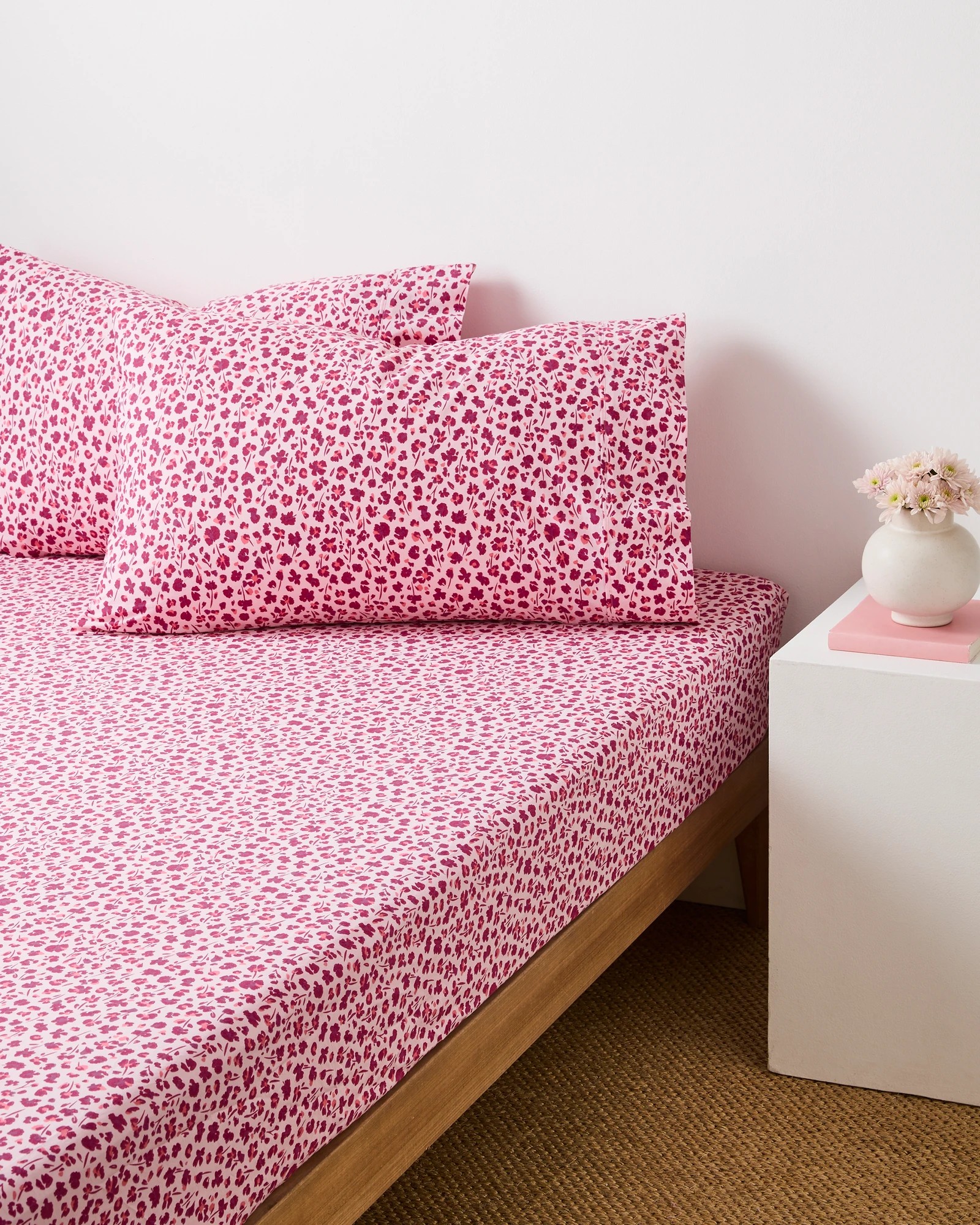 1 Target Australian Cotton Leopard Floral Mix & Match Pillowcases 2 Pack
 - Queen Bed
 - Pink, 1 of 4