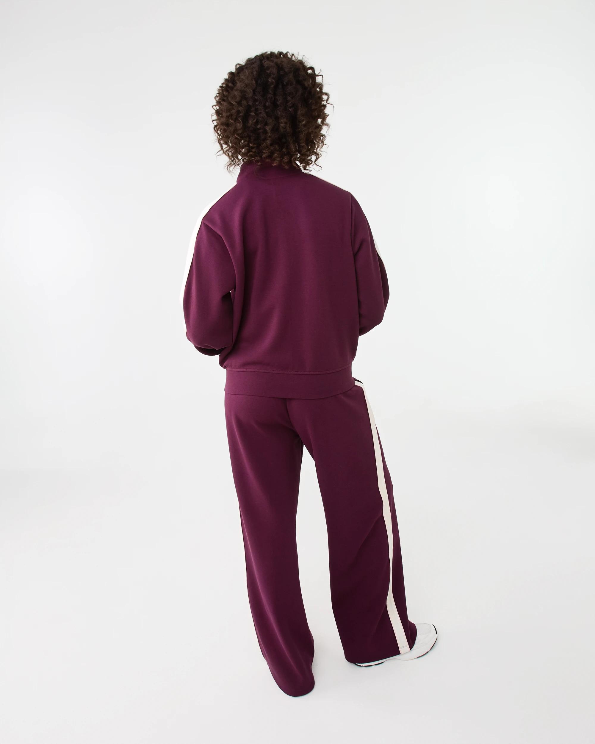 4 Active Womens Retro Zip Through Royal Burg, 4 of 10