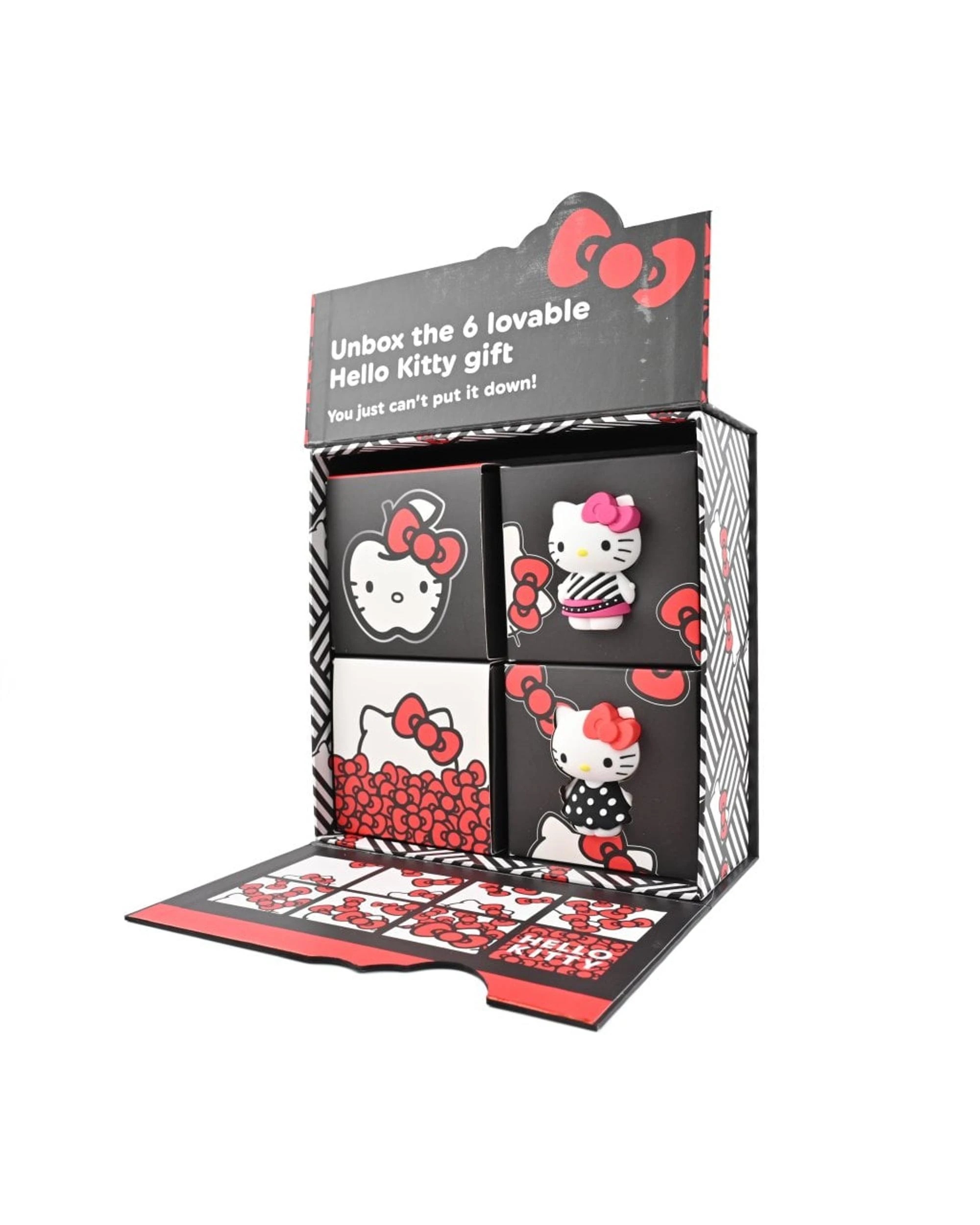 2 YuMe Hello Kitty Royal Immersive Gift Box, 2 of 9
