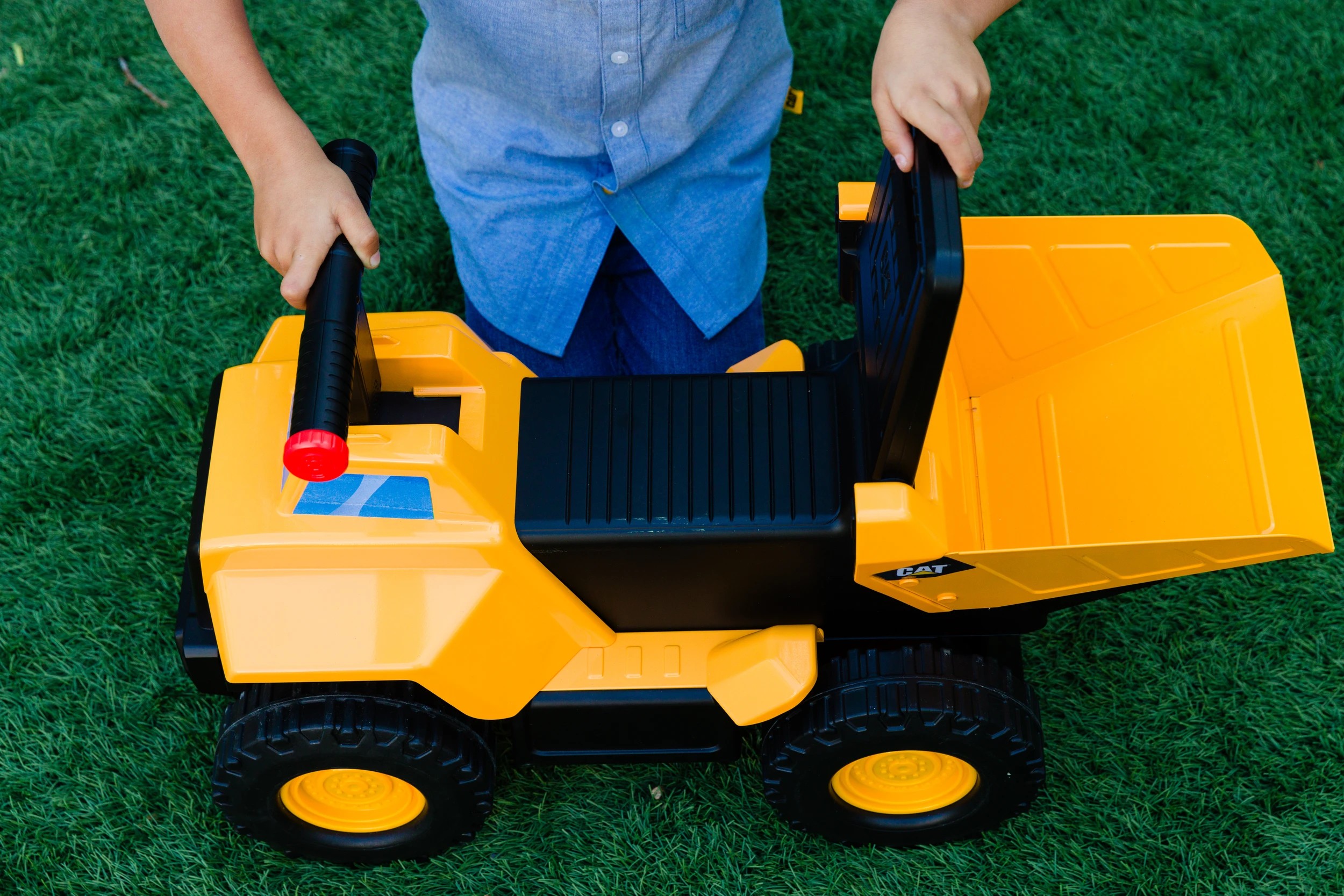 3 CAT Play and Ride Dump Truck - Yellow, 3 of 9