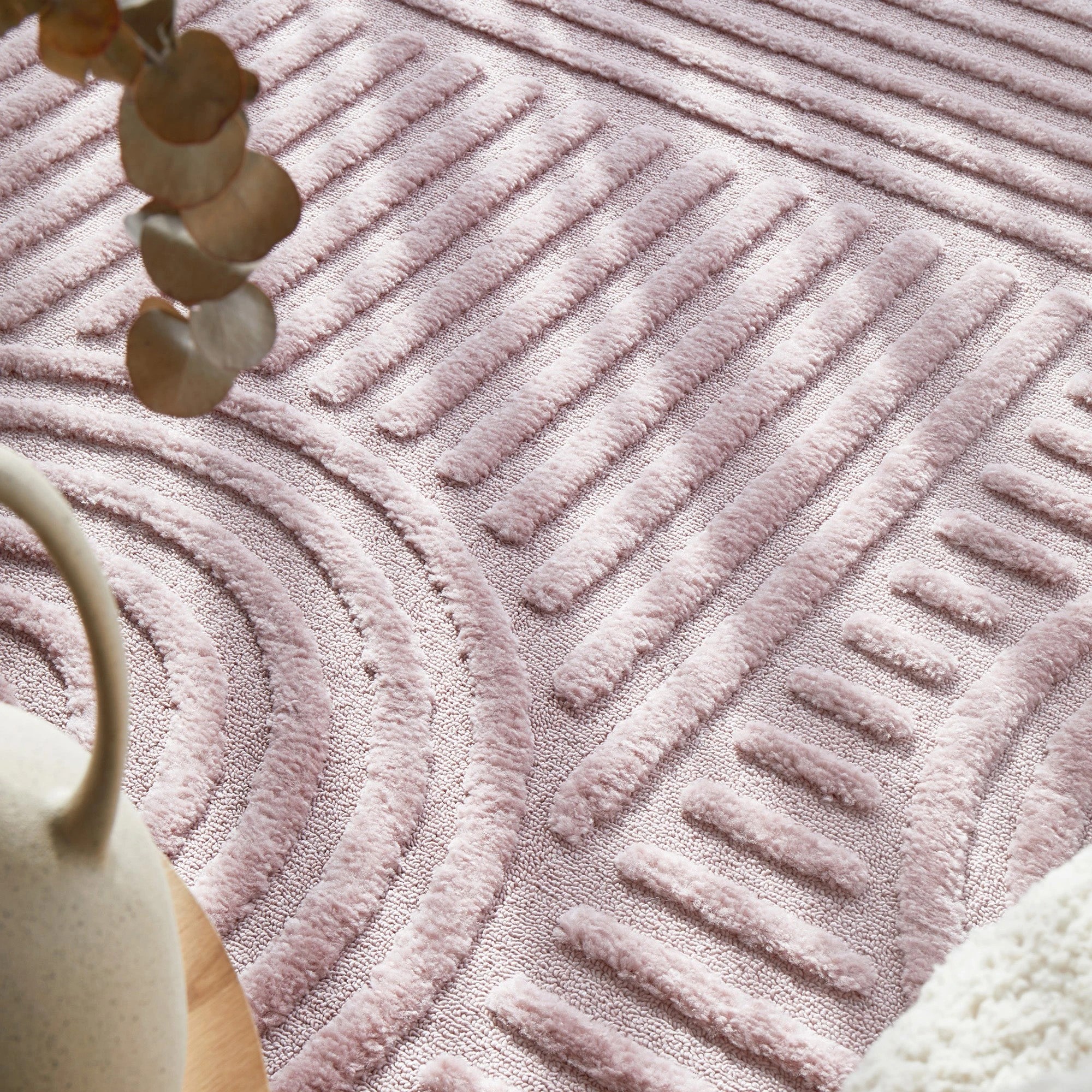 3 Common Ground Rugs Safflower 57 400x300cm - Pink, 3 of 7