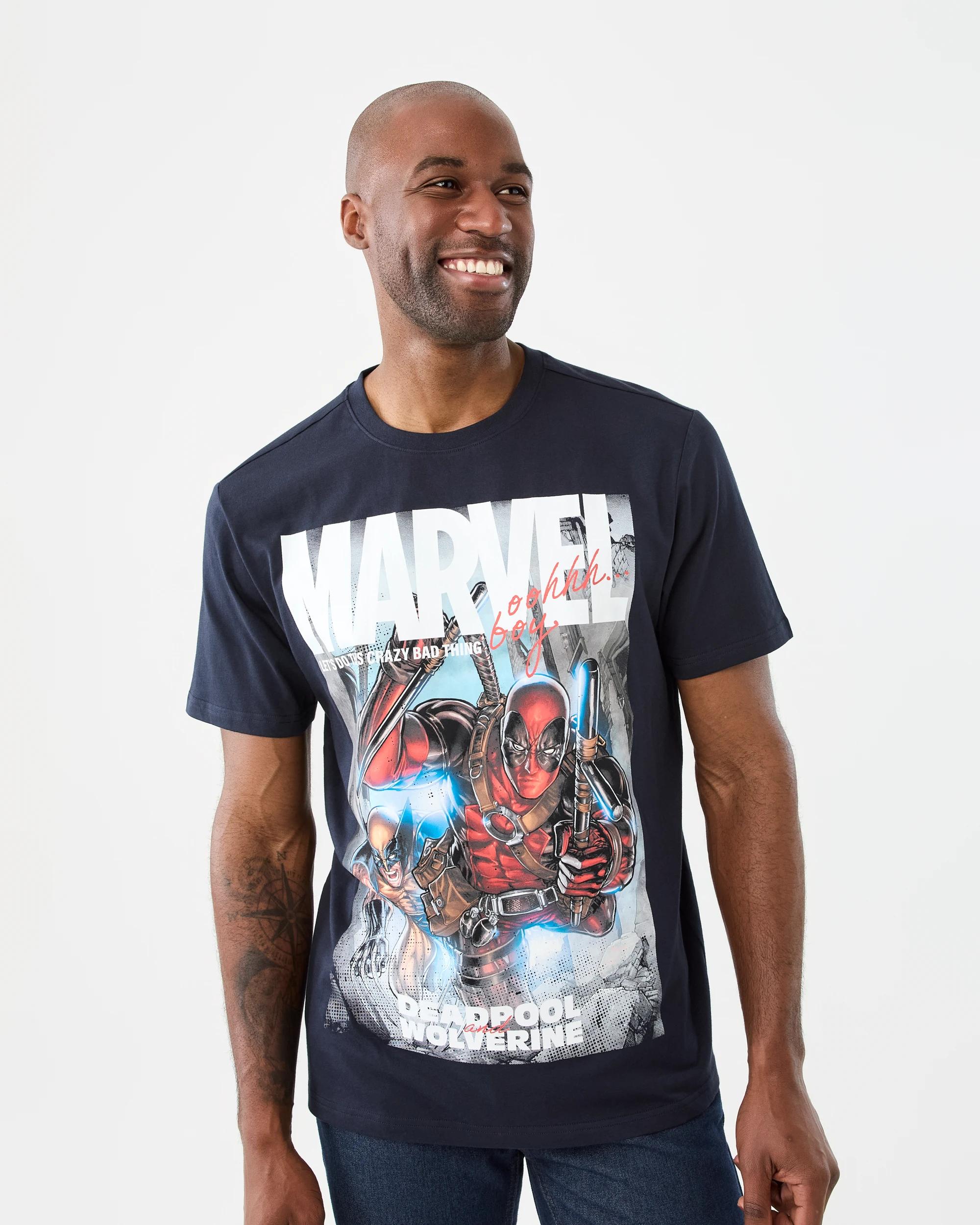 1 Marvel License T-shirt Sky Cptn, 1 of 5