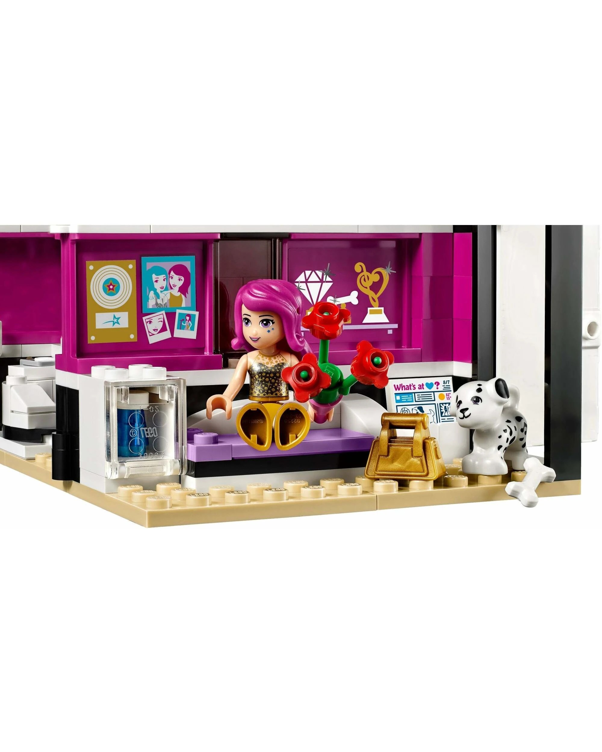 4 LEGO 41104 Pop Star Dressing Room with Livi & Emma Mini-Dolls, 4 of 5