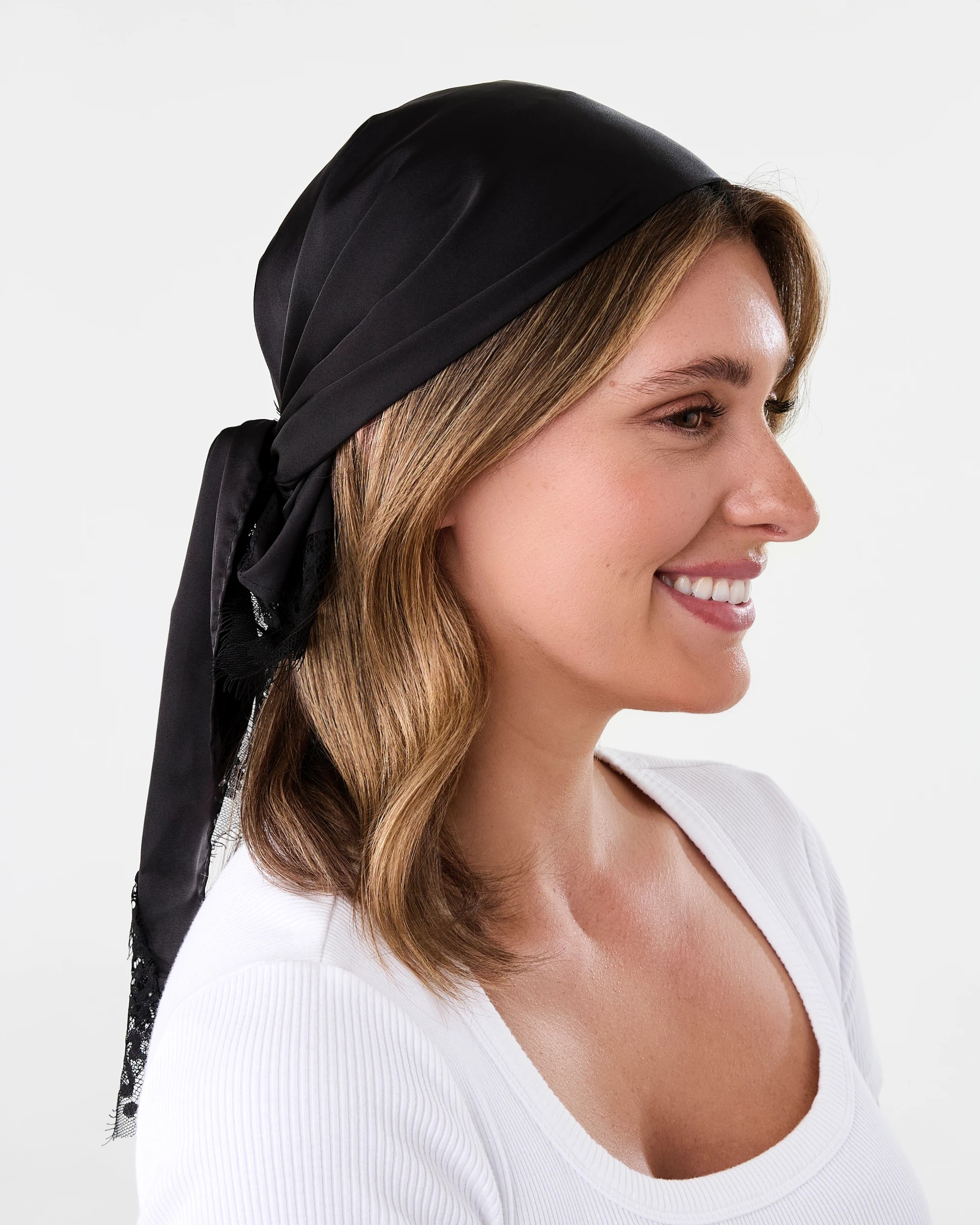 3 Lace Triangle Scarf - Black, 3 of 4