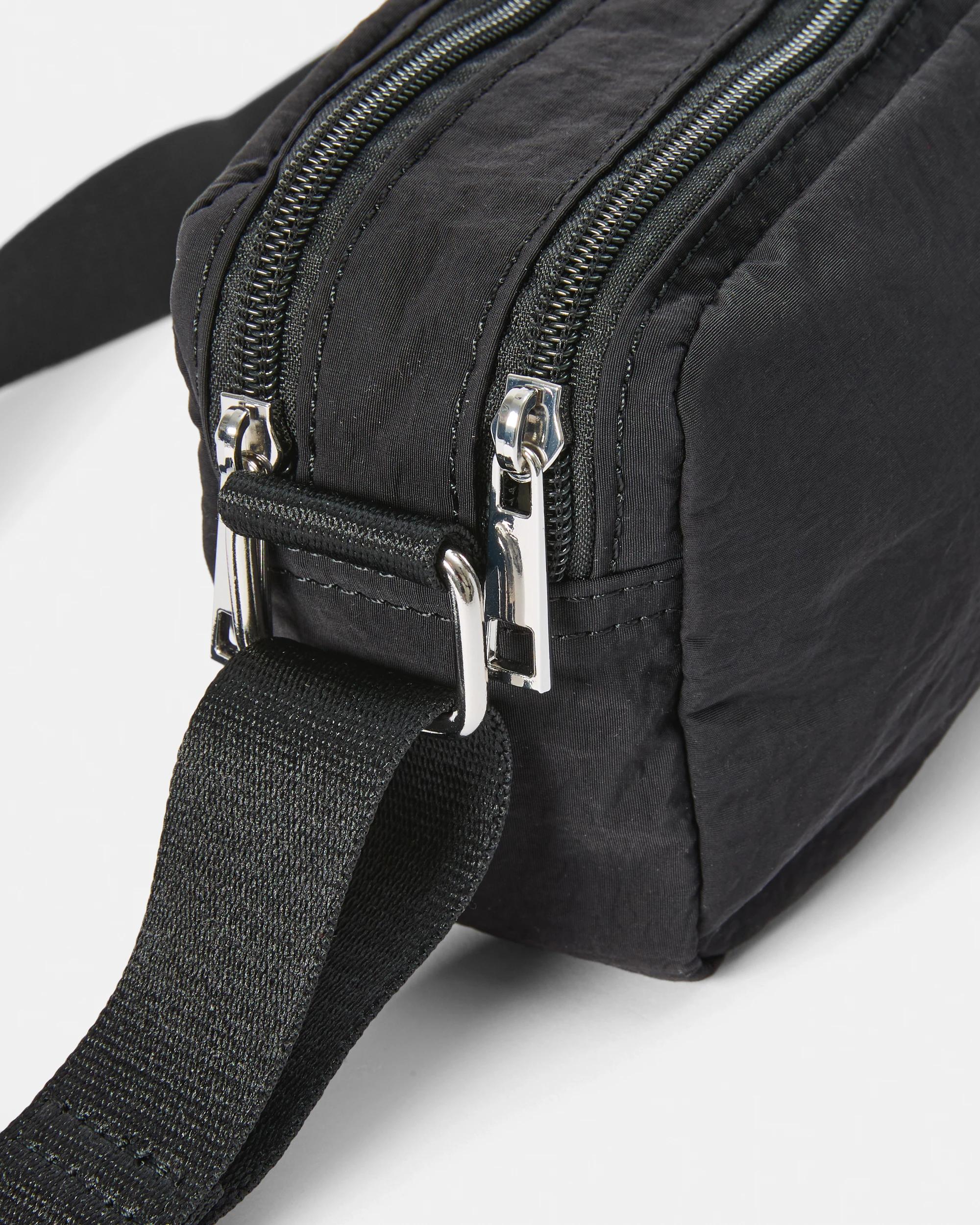 3 Urban Zip Crossbody Bag Black, 3 of 6